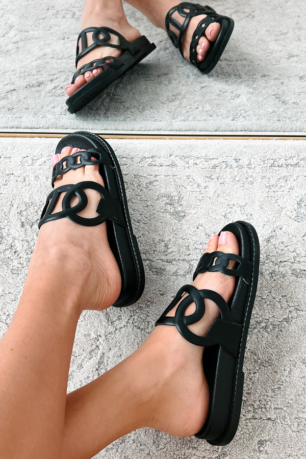 I've Been Everywhere Chain Motif Sandals (Black) - NanaMacs