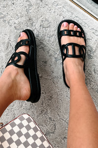 I've Been Everywhere Chain Motif Sandals (Black) - NanaMacs