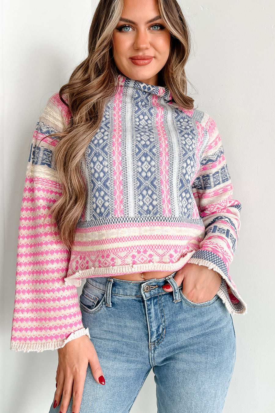Sweet In Sweden Geometric Crop Sweater (Oatmeal/Hot Pink/Navy) - NanaMacs