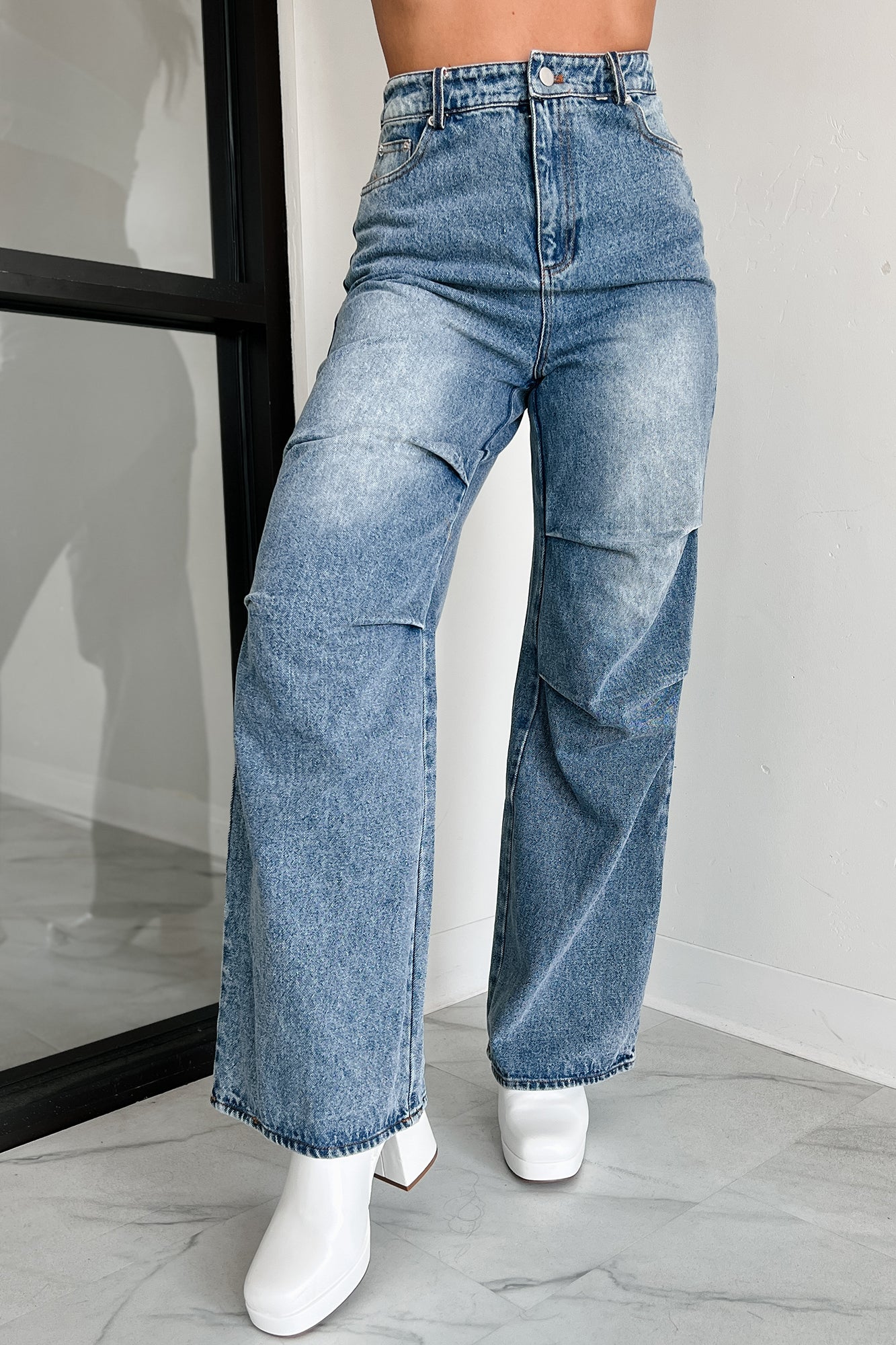 Urban Roots Knee Tuck Wide Leg Jeans (Washed Denim)