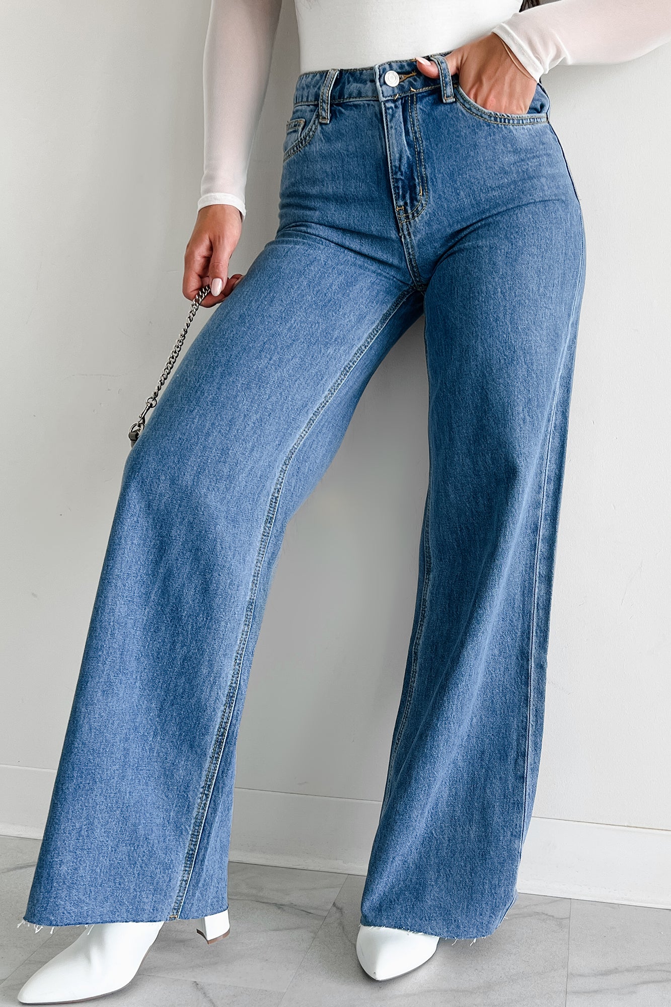 Mario High Rise Wide Leg Vervet Jeans (Medium)