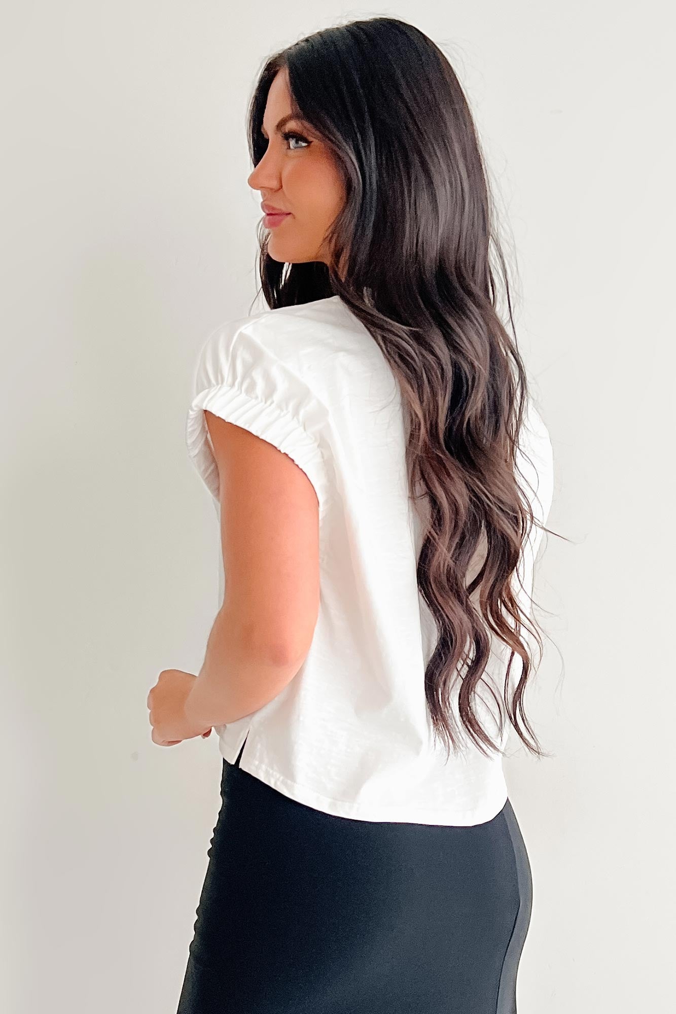 Quietly That Girl Elastic Sleeve Top (Off White) - NanaMacs