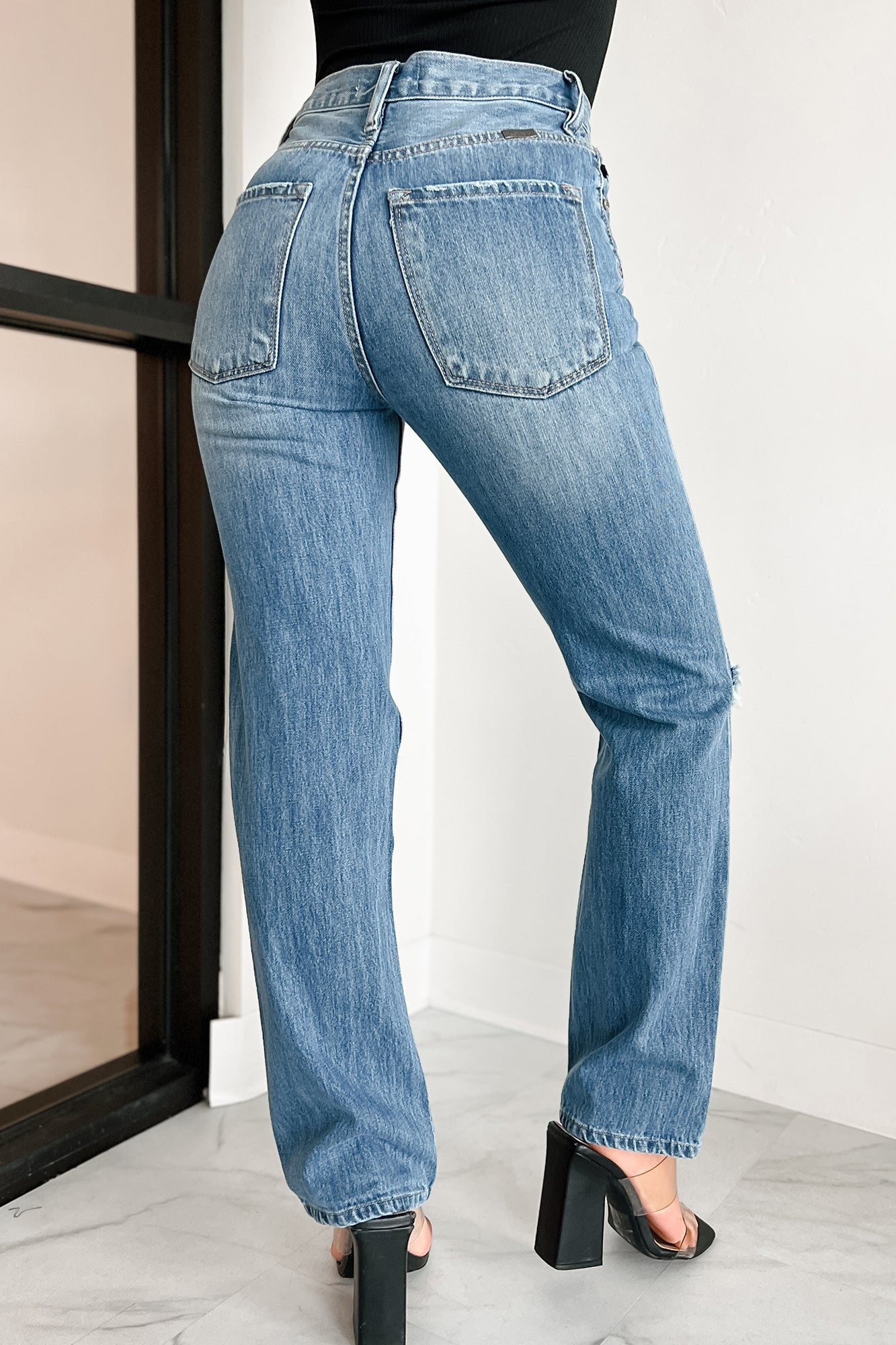 Shonda High Rise Distressed Kancan Straight Leg Jeans (Medium) - NanaMacs