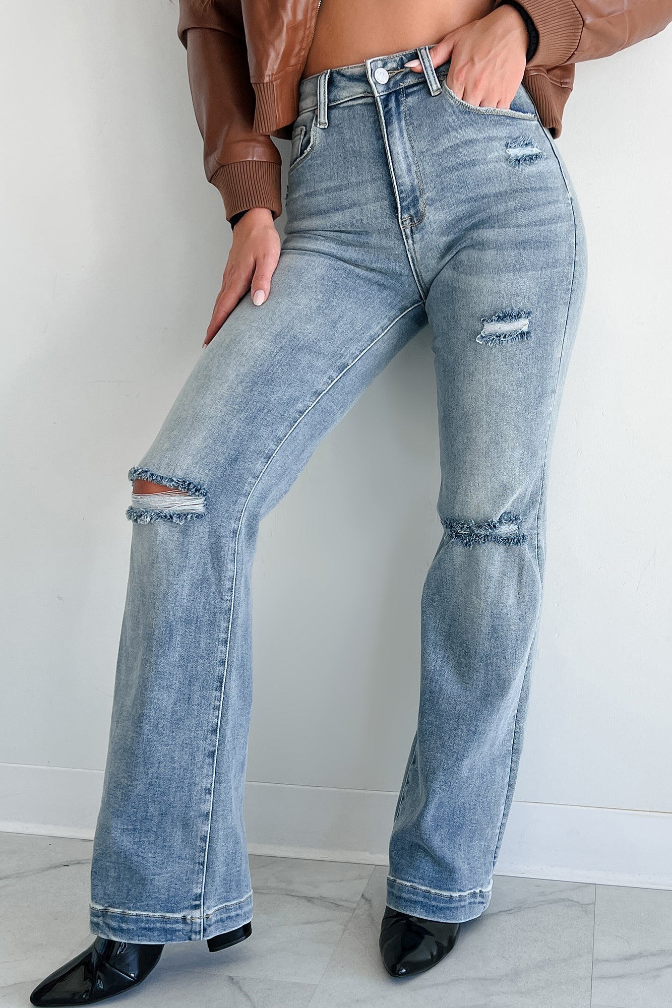 Walker High Rise Distressed Straight Leg Jeans (Medium) - NanaMacs