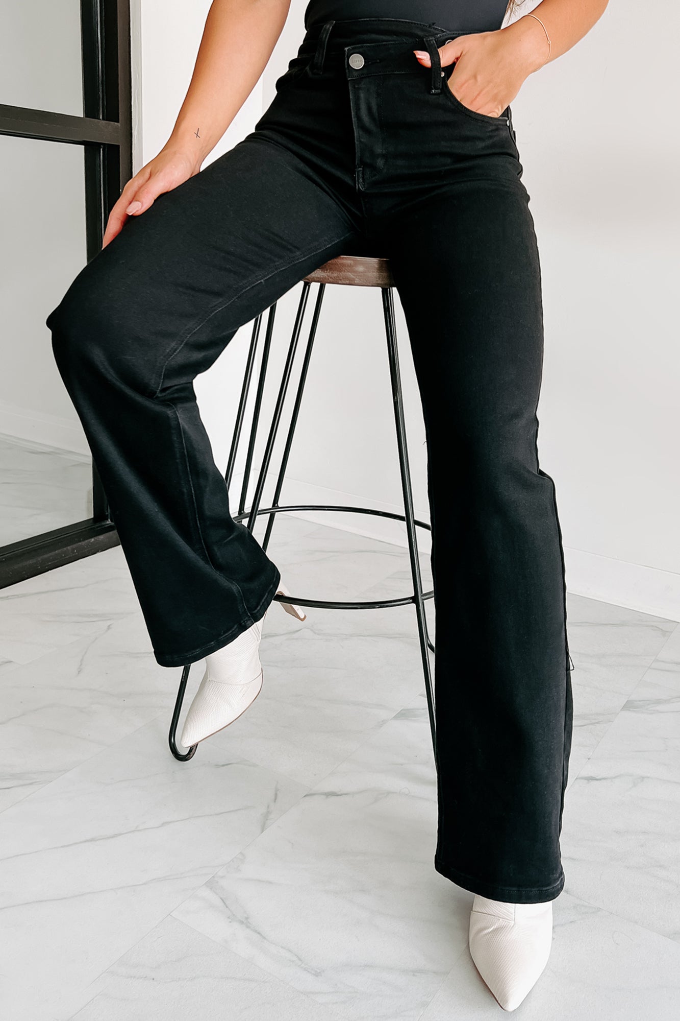 Kai High Rise Cross-Waist Risen Straight Leg Jeans (Black) – NanaMacs