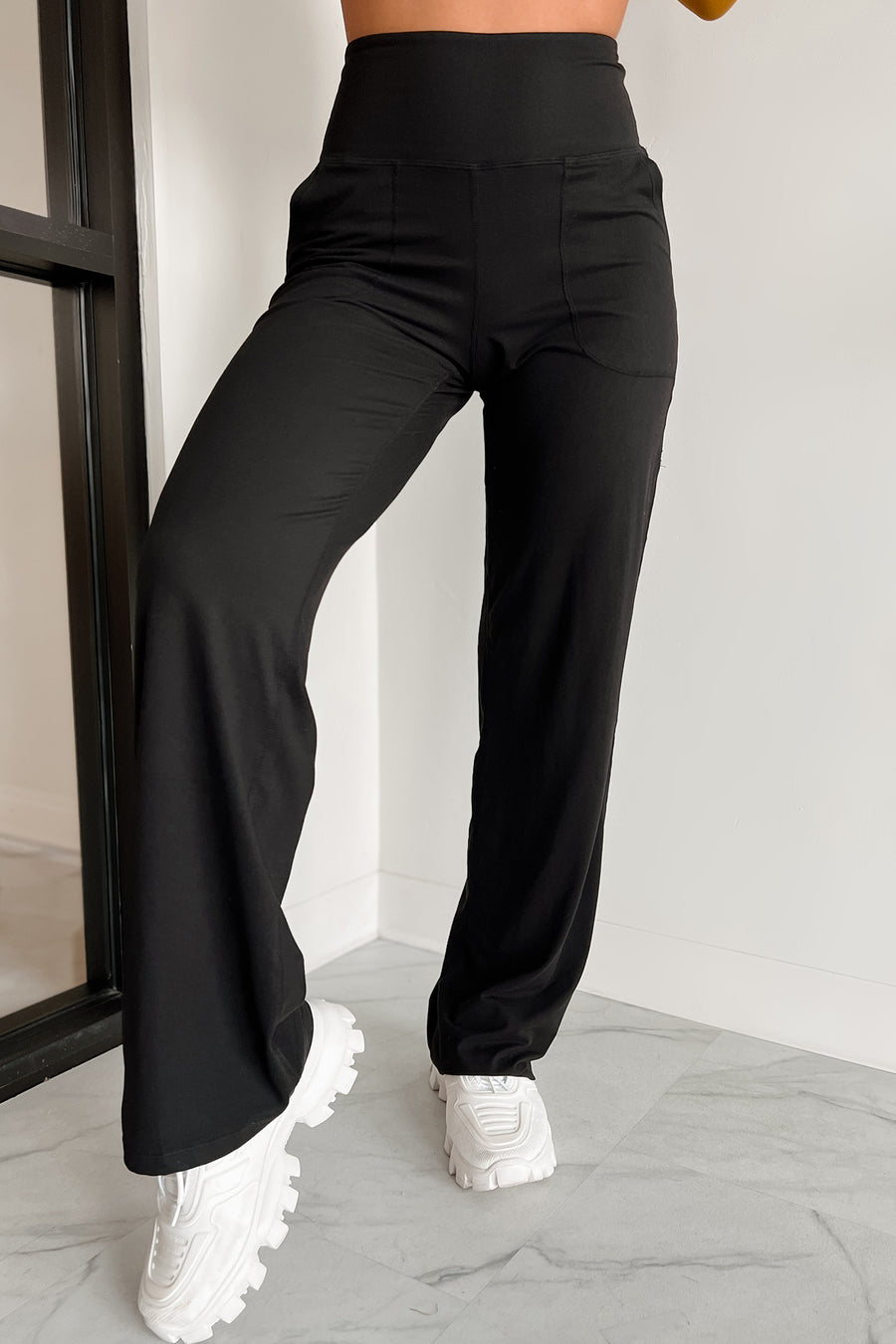 Home Court Advantage Straight Leg Yoga Pants (Black) - NanaMacs