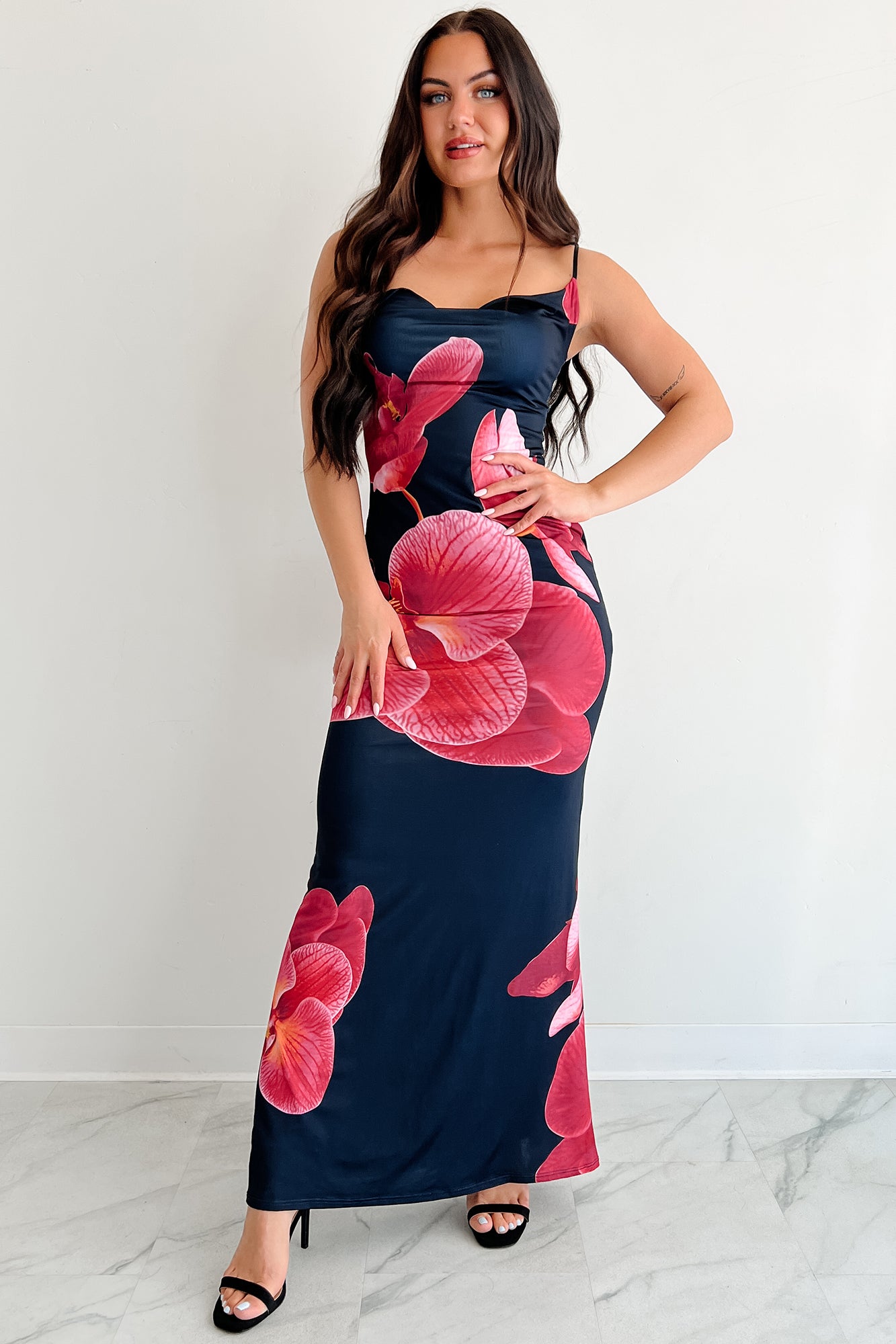 Women's Call Me Maybe Sleeveless Floral Maxi Dress in Black - Size S Women's Call Me Maybe Sleeveless Floral Maxi Dress in Black - Size S