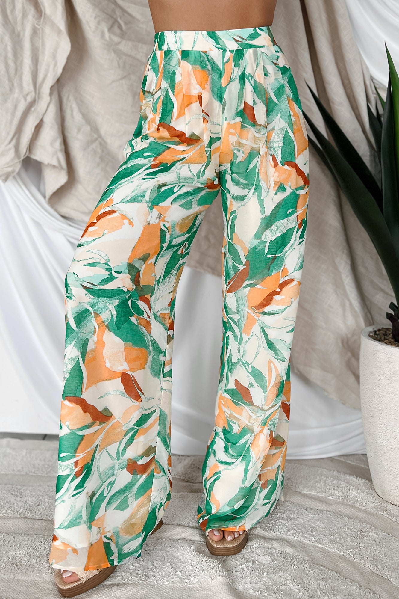 Queen Of The Tropics Printed Two-Piece Set (Green) - NanaMacs