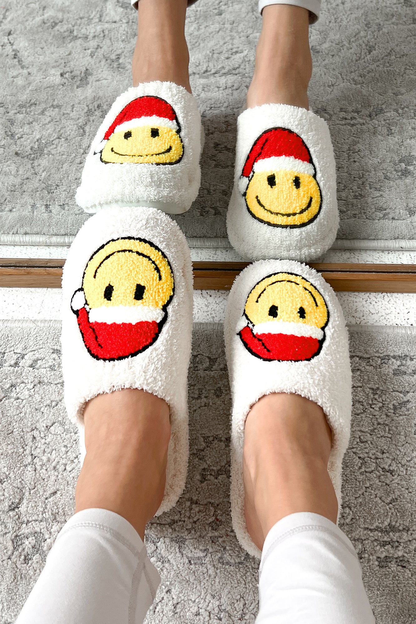 Jolly For The Holidays Fuzzy Santa Smile Slippers (White/Santa) - NanaMacs