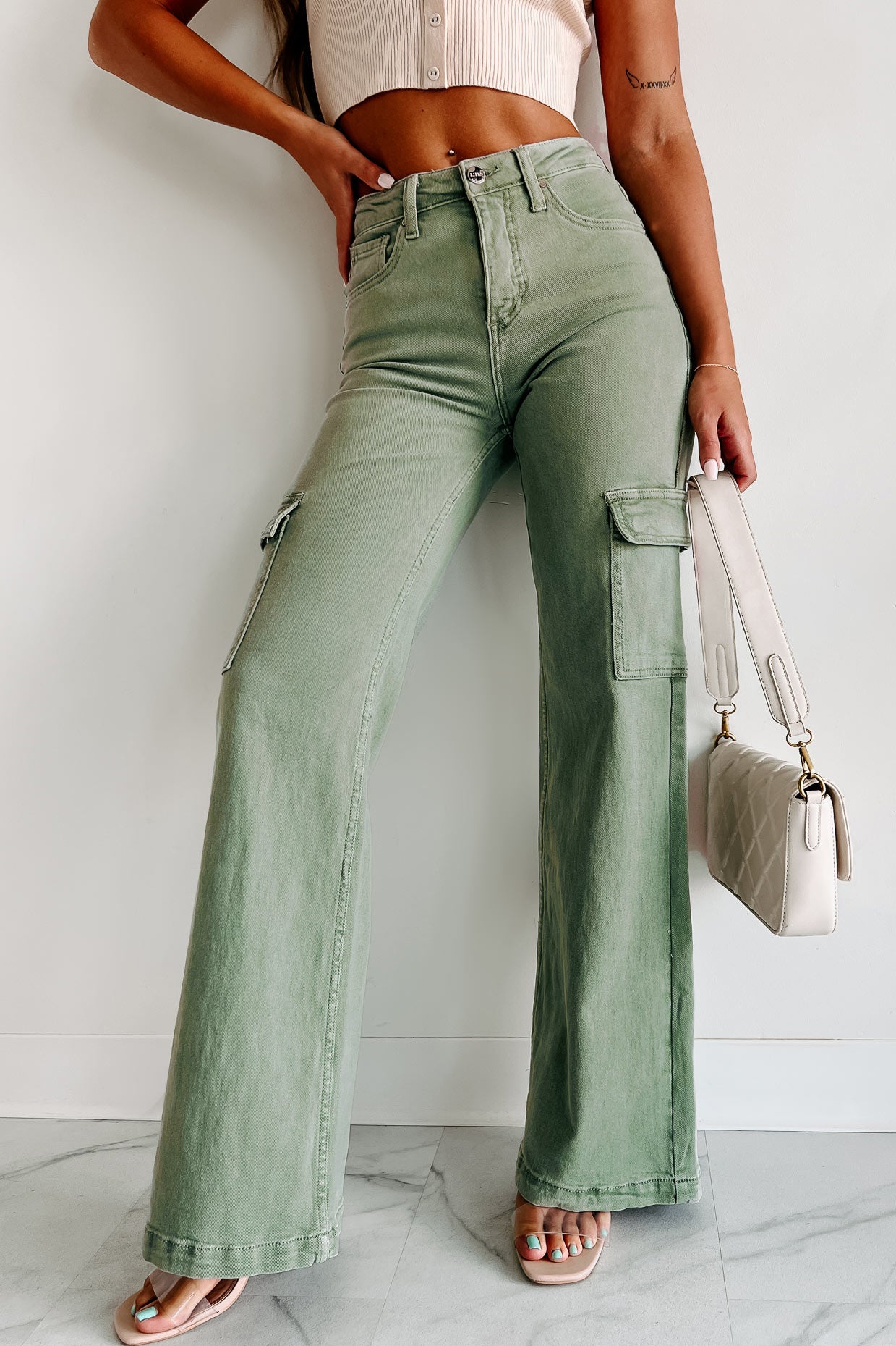 Living In The Jeans Moment Rise High Wide (Olive) NanaMacs · Leg Cargo