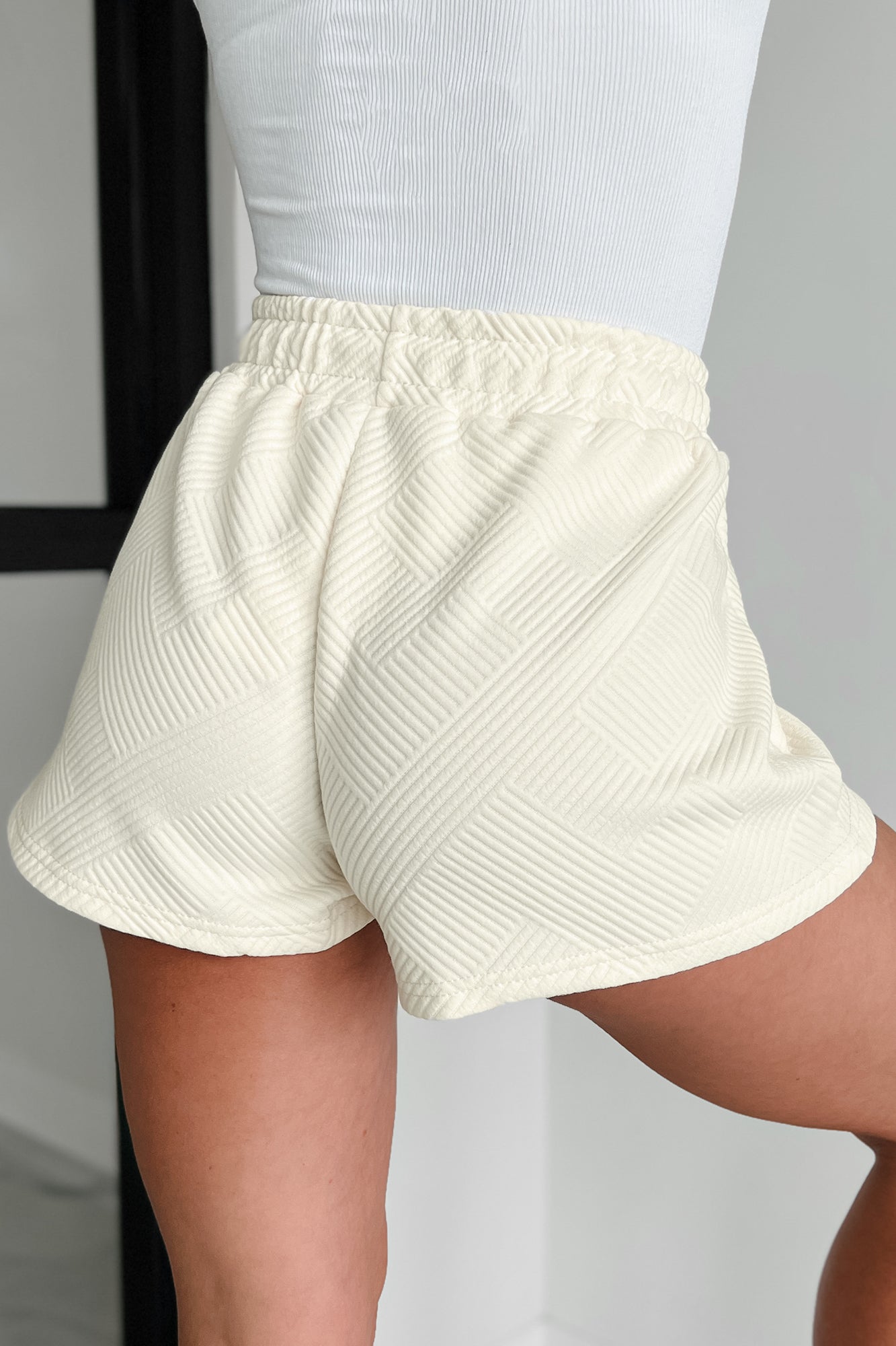 Couch Casual Geometric Textured Lounge Shorts (Cream) - NanaMacs