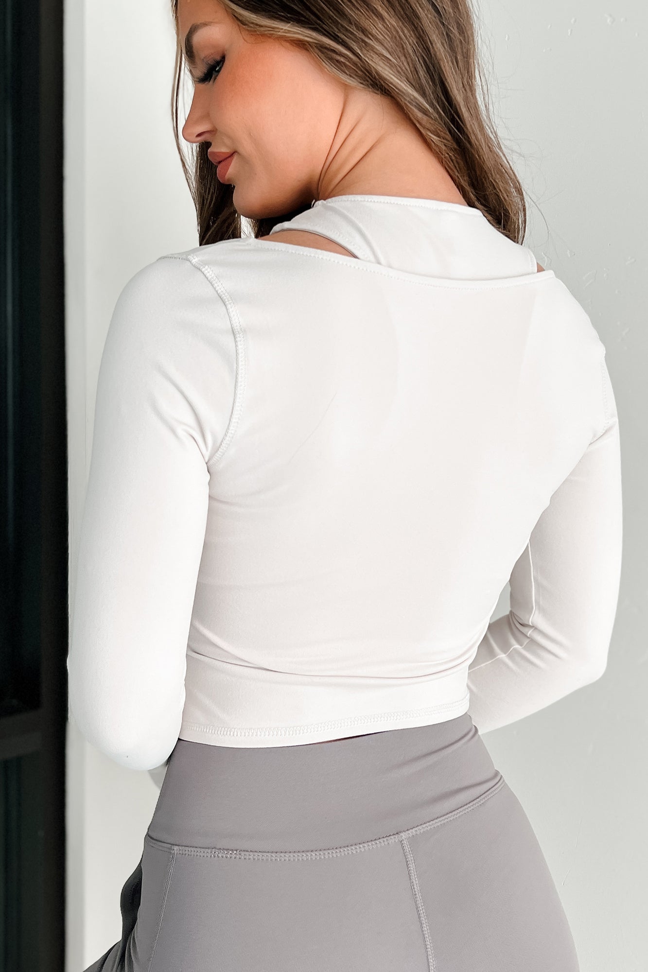 Agile Movements Double-Layered Long Sleeve Active Top (Light Stone) - NanaMacs