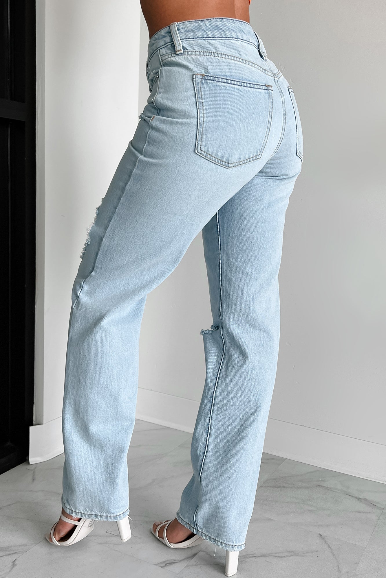 Atticus High Rise Distressed Sneak Peak Straight Leg Jeans (Light) - NanaMacs