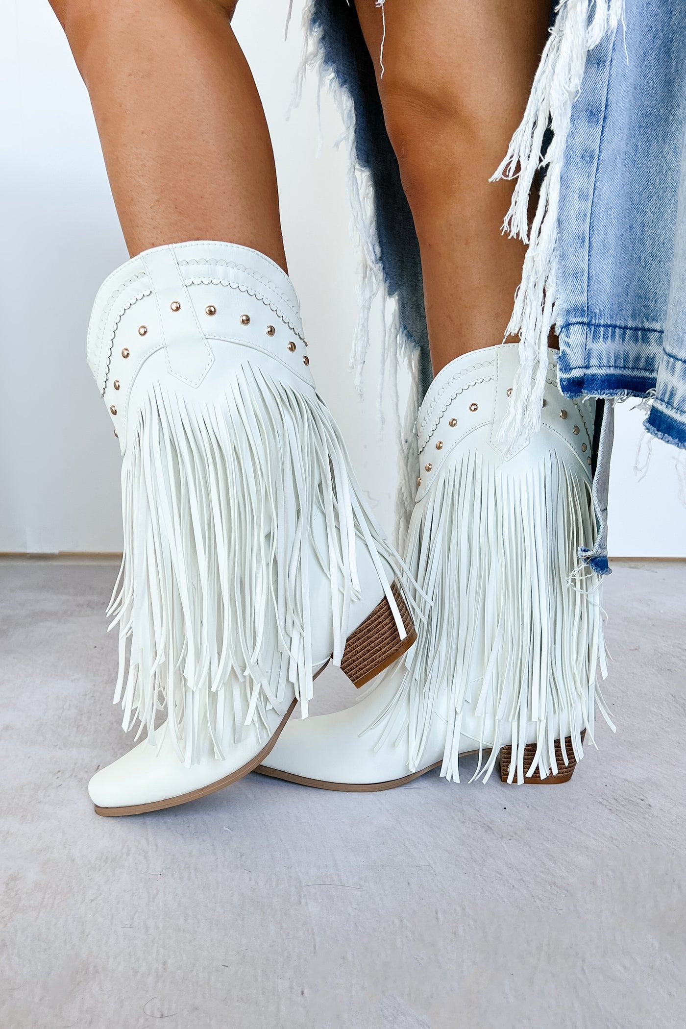 Shoot From The Hip Fringe Western Booties (White) - NanaMacs