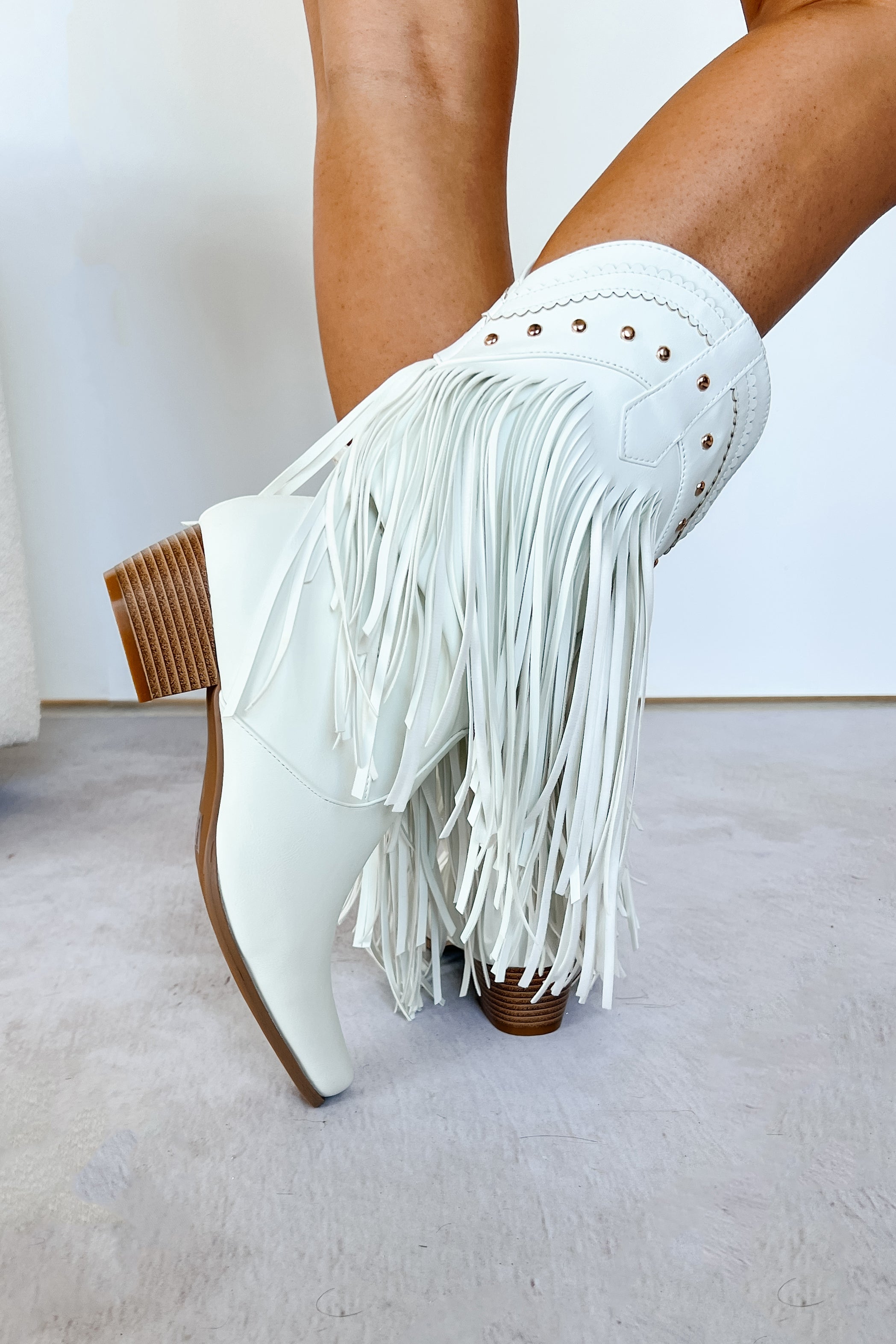 Shoot From The Hip Fringe Western Booties (White) - NanaMacs