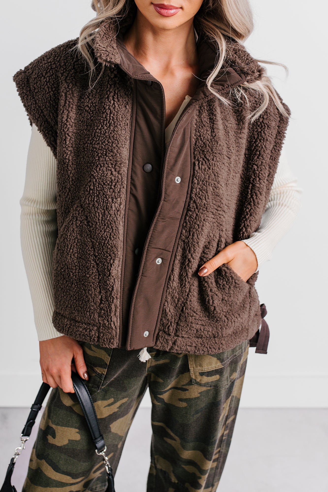 Frosted Glow High Neck Button Up Sherpa Vest (Brown) - NanaMacs