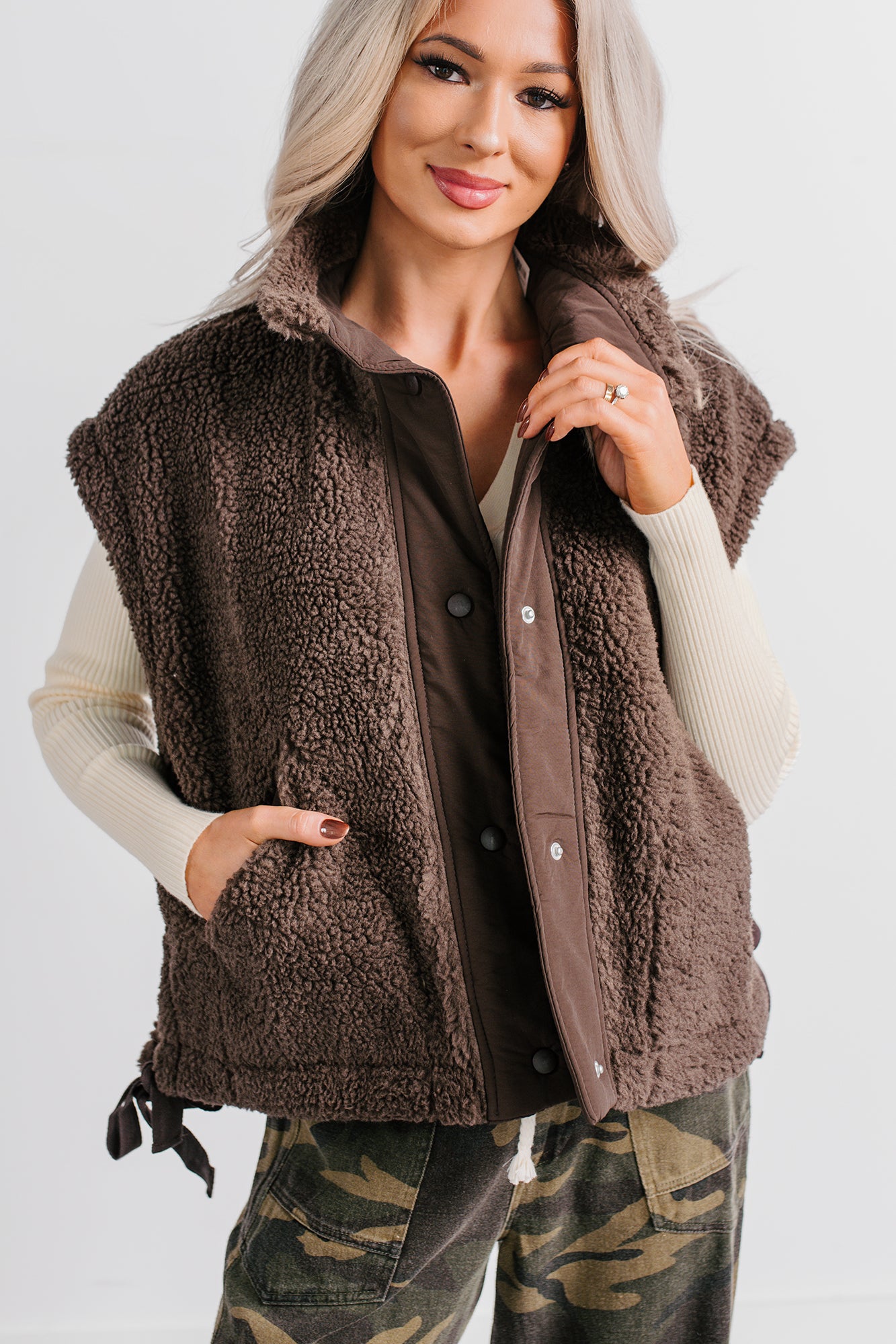 Frosted Glow High Neck Button Up Sherpa Vest (Brown) - NanaMacs