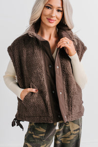 Frosted Glow High Neck Button Up Sherpa Vest (Brown) - NanaMacs