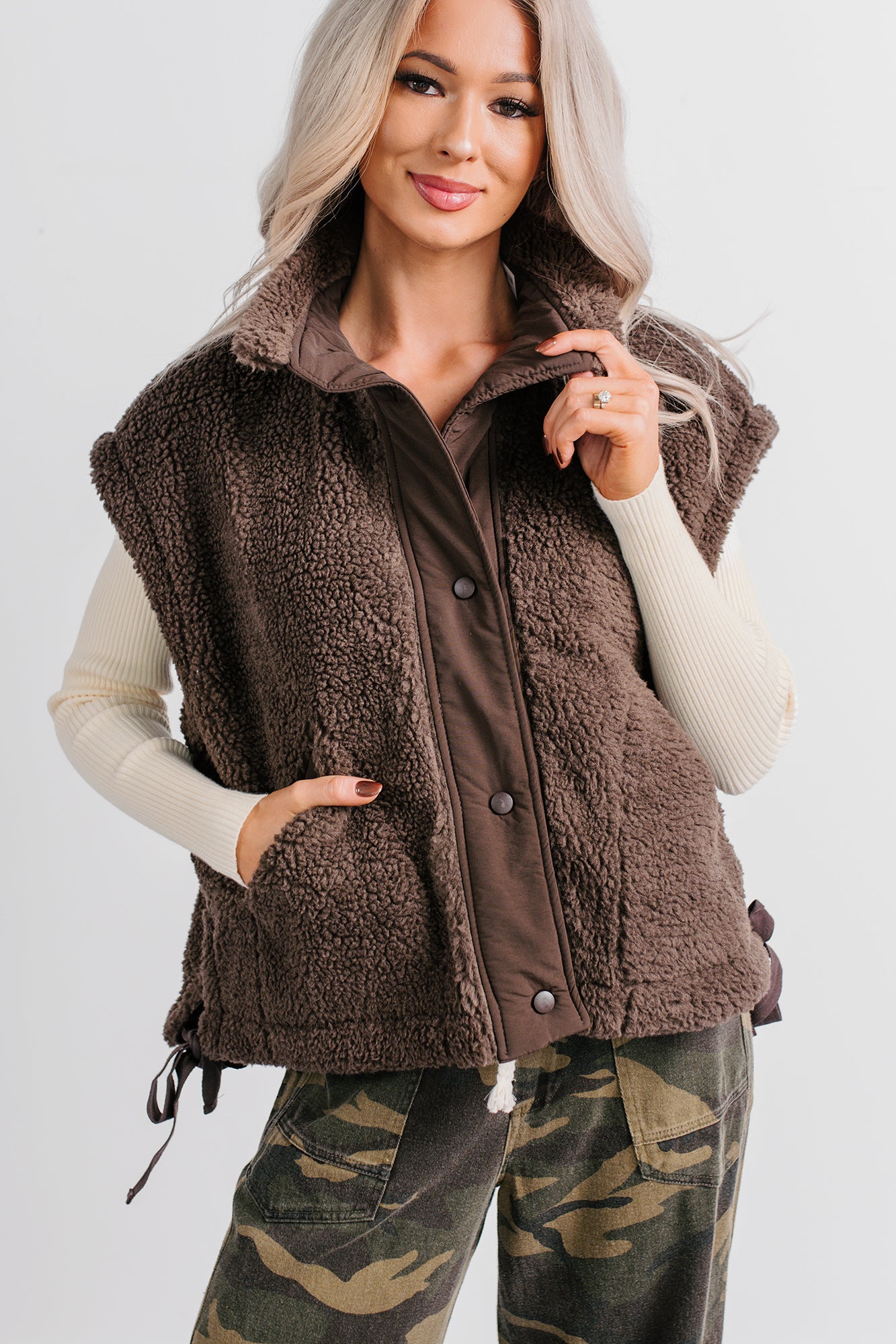 Frosted Glow High Neck Button Up Sherpa Vest (Brown) - NanaMacs