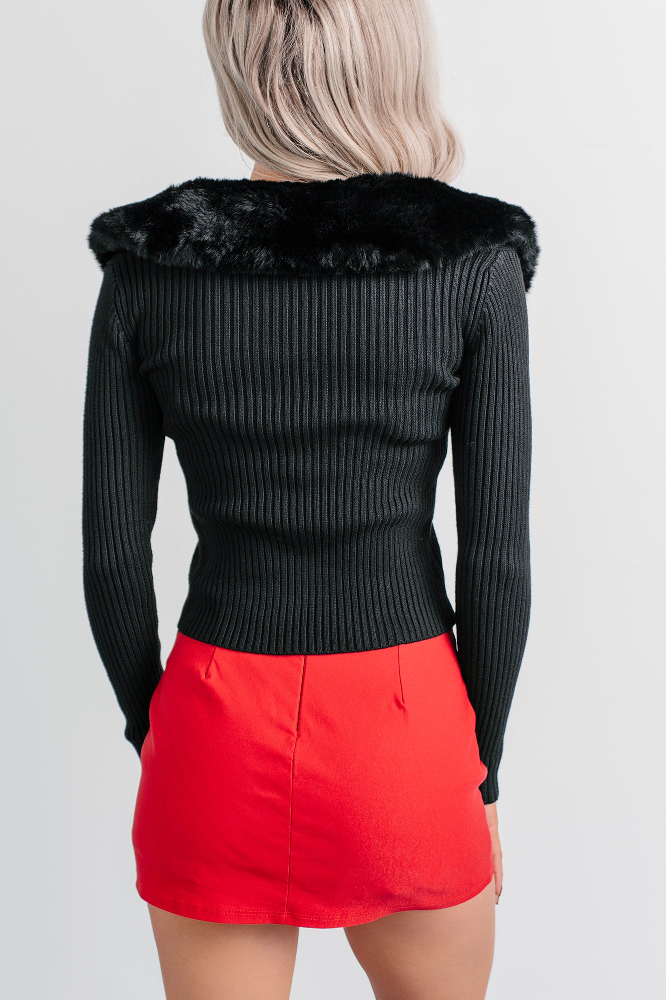 Luxe Ambition Fur Collar Knit Sweater (Black) - NanaMacs