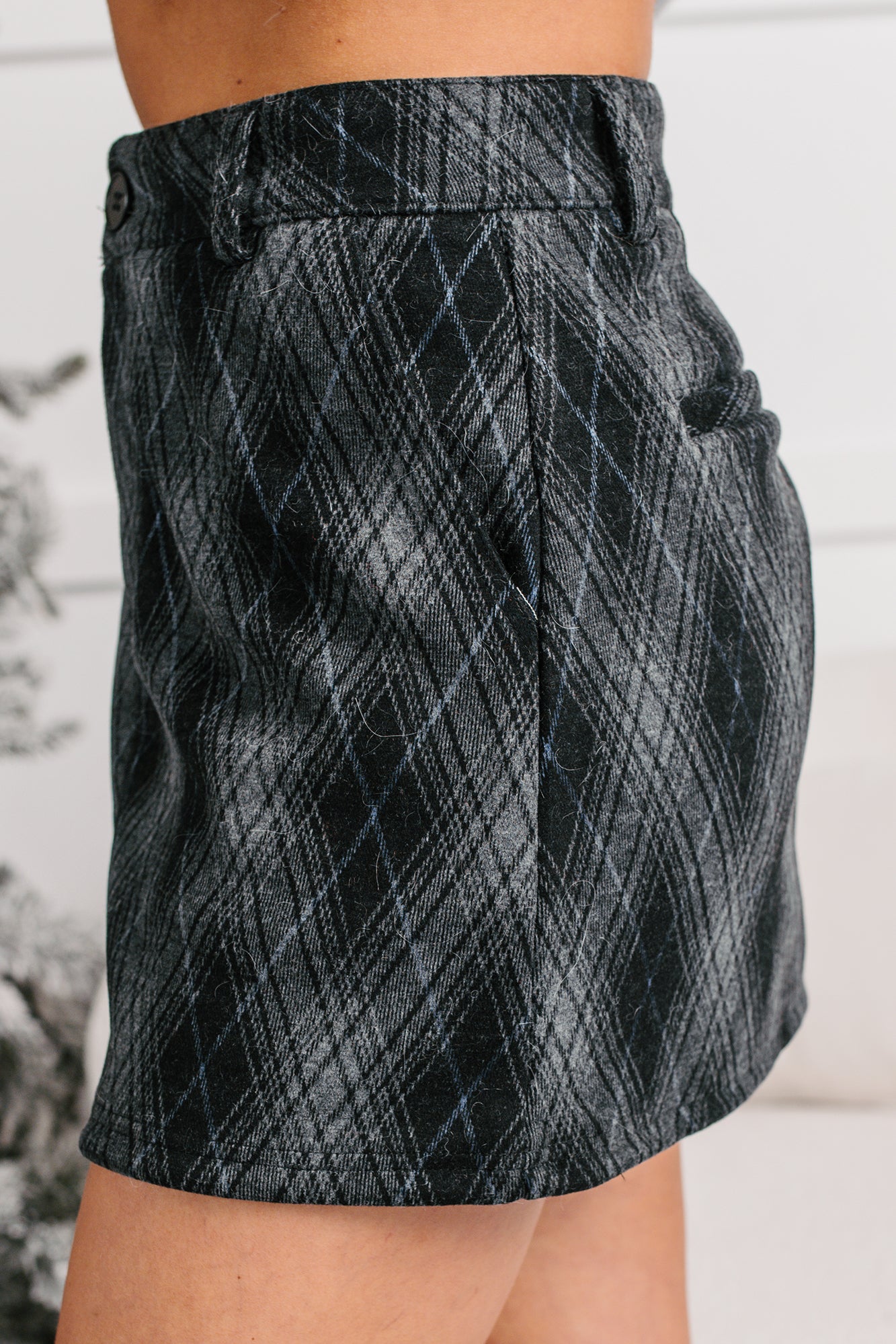 School's Out Plaid Mini Skirt (Black/Grey)