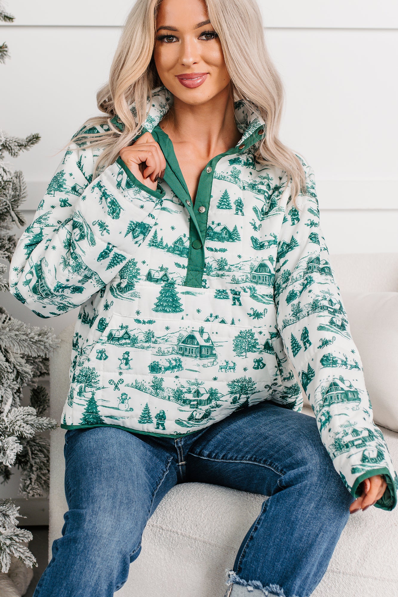 Silver Eve Christmas Print Puffer Pullover (Hunter Green) - NanaMacs