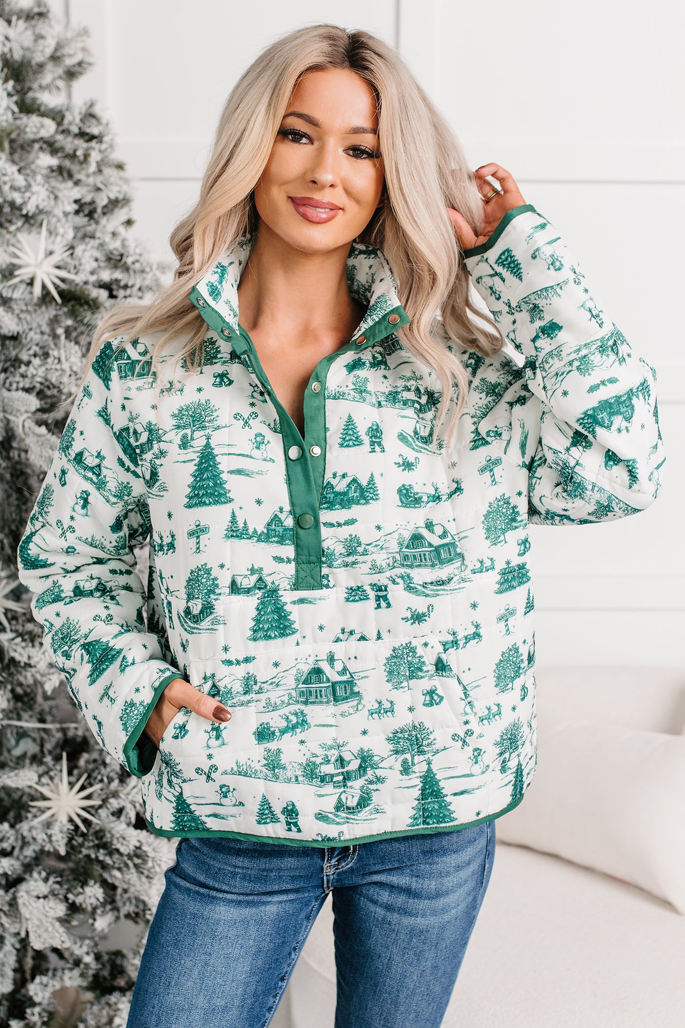 Silver Eve Christmas Print Puffer Pullover (Hunter Green) - NanaMacs