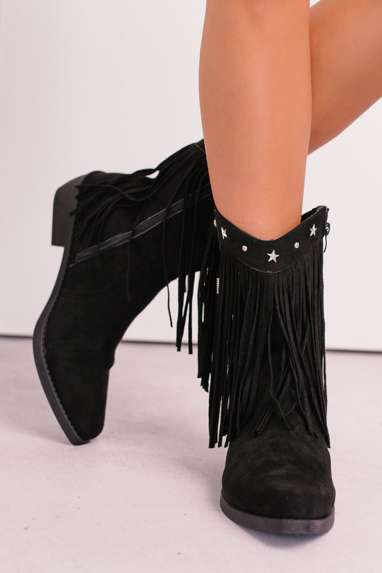 Denim & Daisies Tassel Western Booties (Black) - NanaMacs