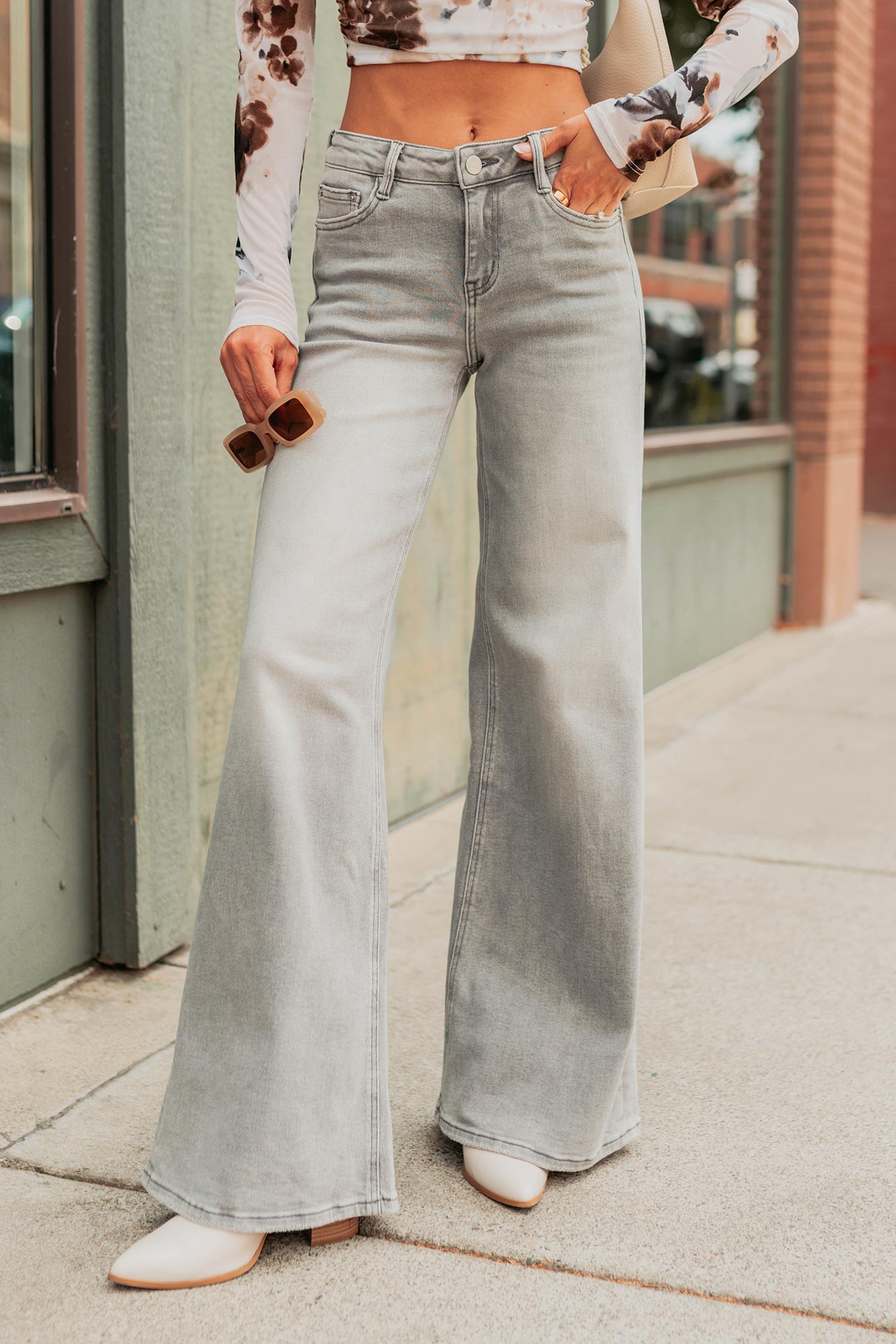 Cecily Mid Rise Wide Leg Mica Denim Jeans (Grey) · NanaMacs