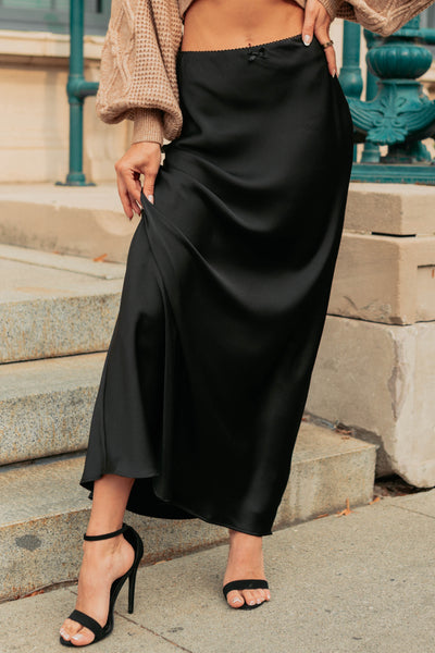 Chic Knows Best Textured Maxi Skirt (Black) - NanaMacs