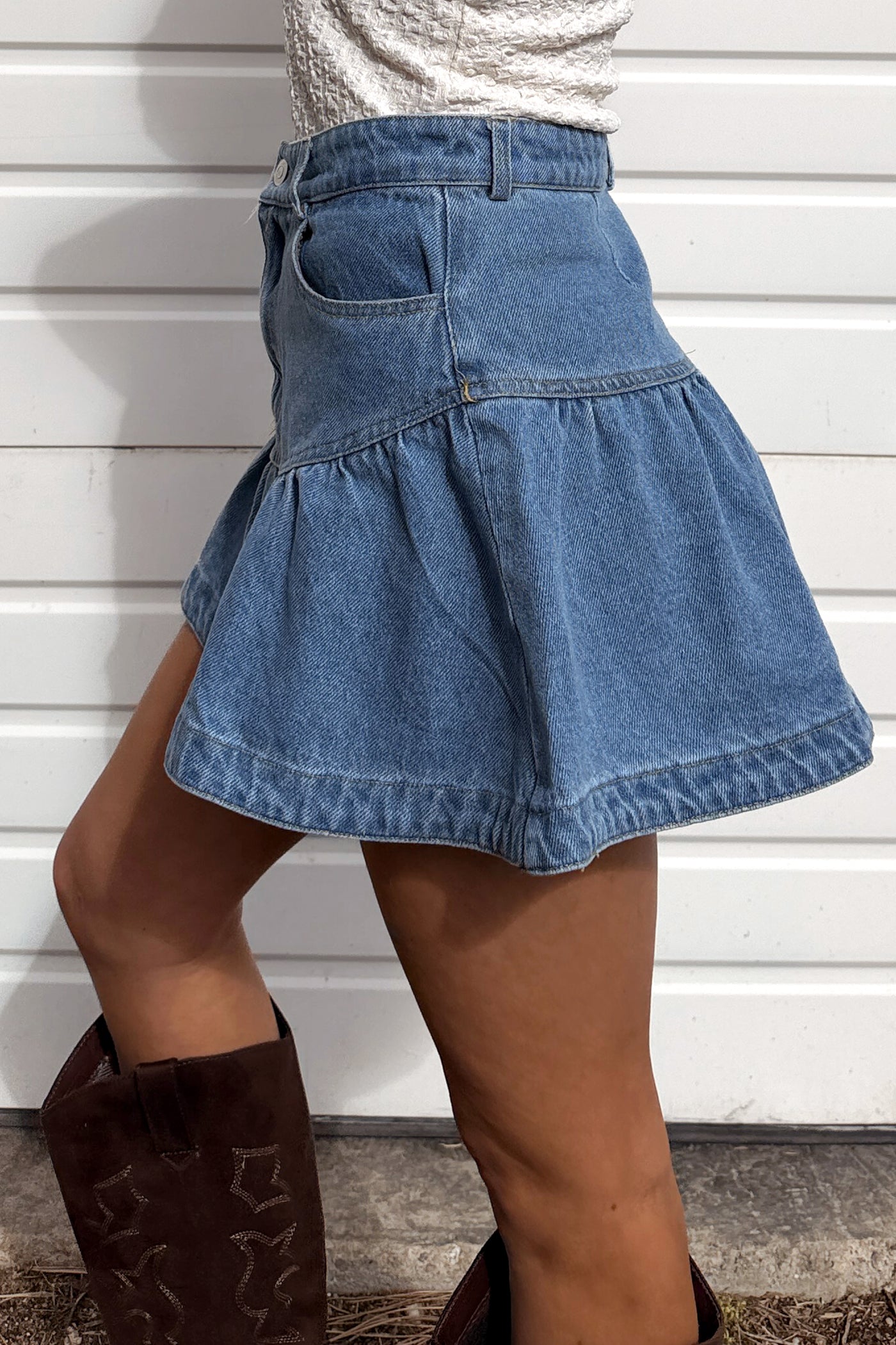 Prairie Darling Ruffle Mini Skirt (Medium Denim)