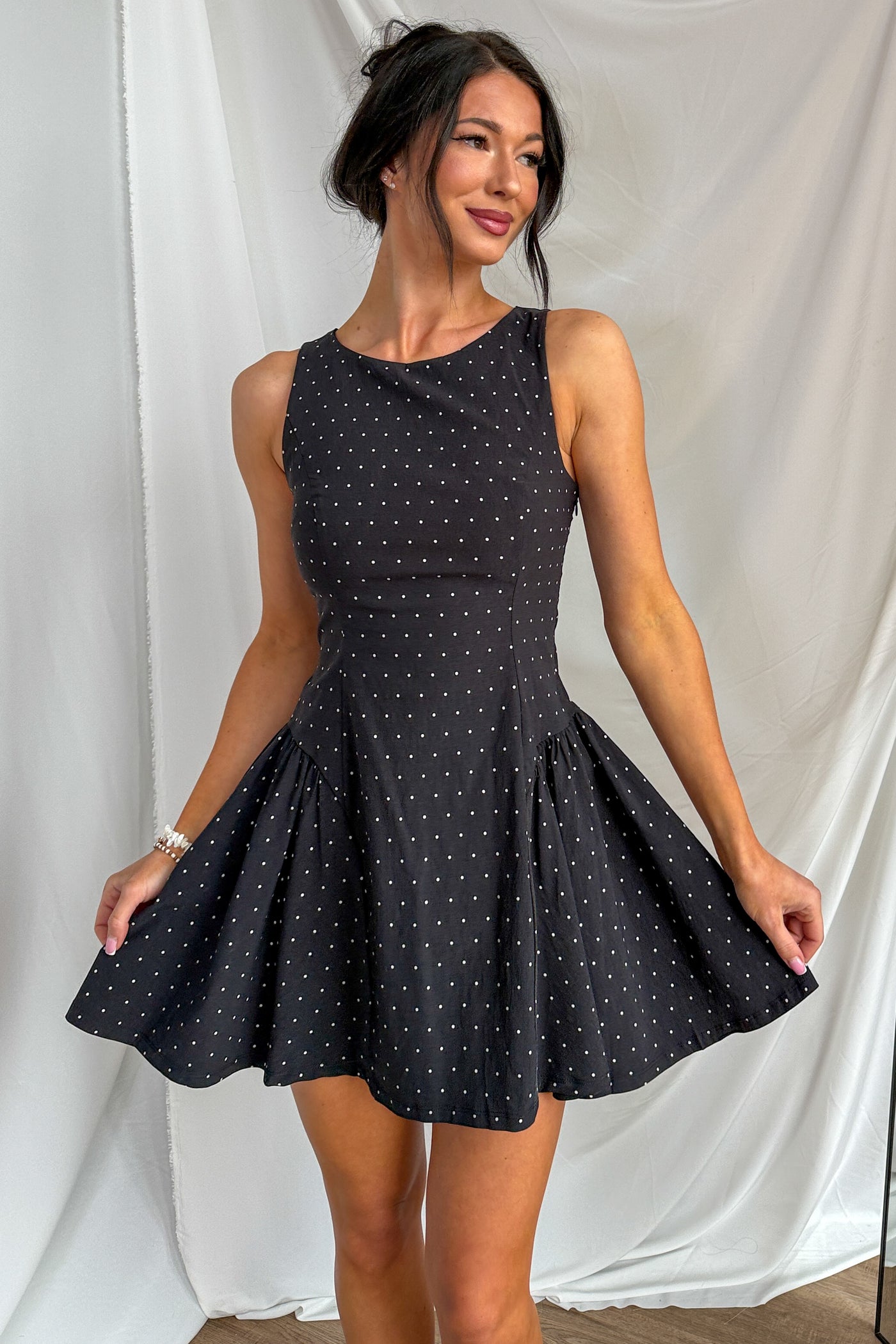 Retro Casual Polka Dot Flare Skirt Mini Dress (Black/White) - SMALL Retro Casual Polka Dot Flare Skirt Mini Dress (Black/White) - SMALL