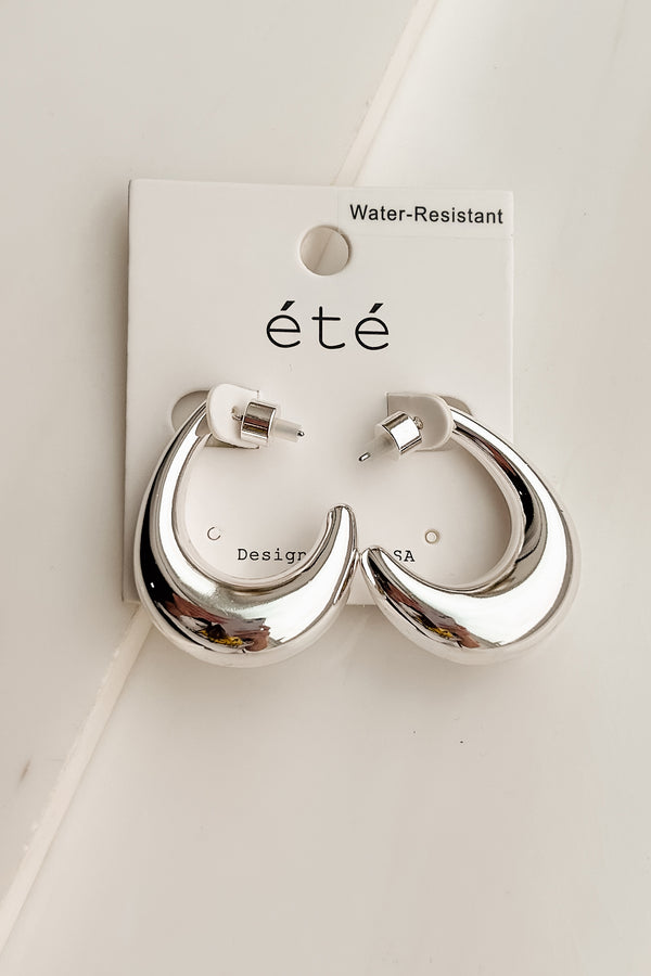 Luxe & Lovely Chunky Crescent Earrings (Silver)