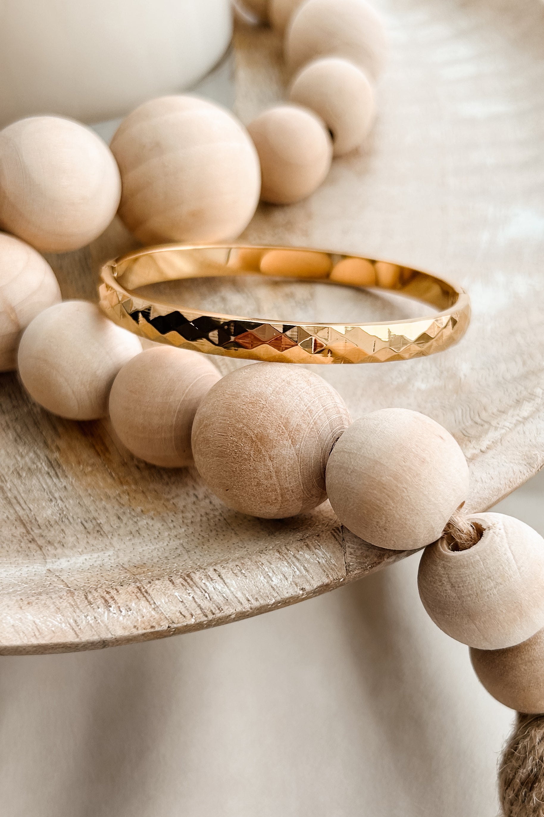 Breezy Glow Textured Hinge Bangle Bracelet (Gold) - NanaMacs