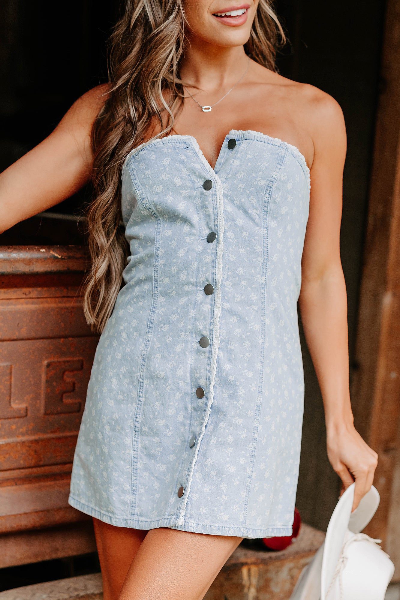 LE LIS Women's Now You See Me Floral Denim Mini Dress in Denim/White - Size M LE LIS Women's Now You See Me Floral Denim Mini Dress in Denim/White - Size M