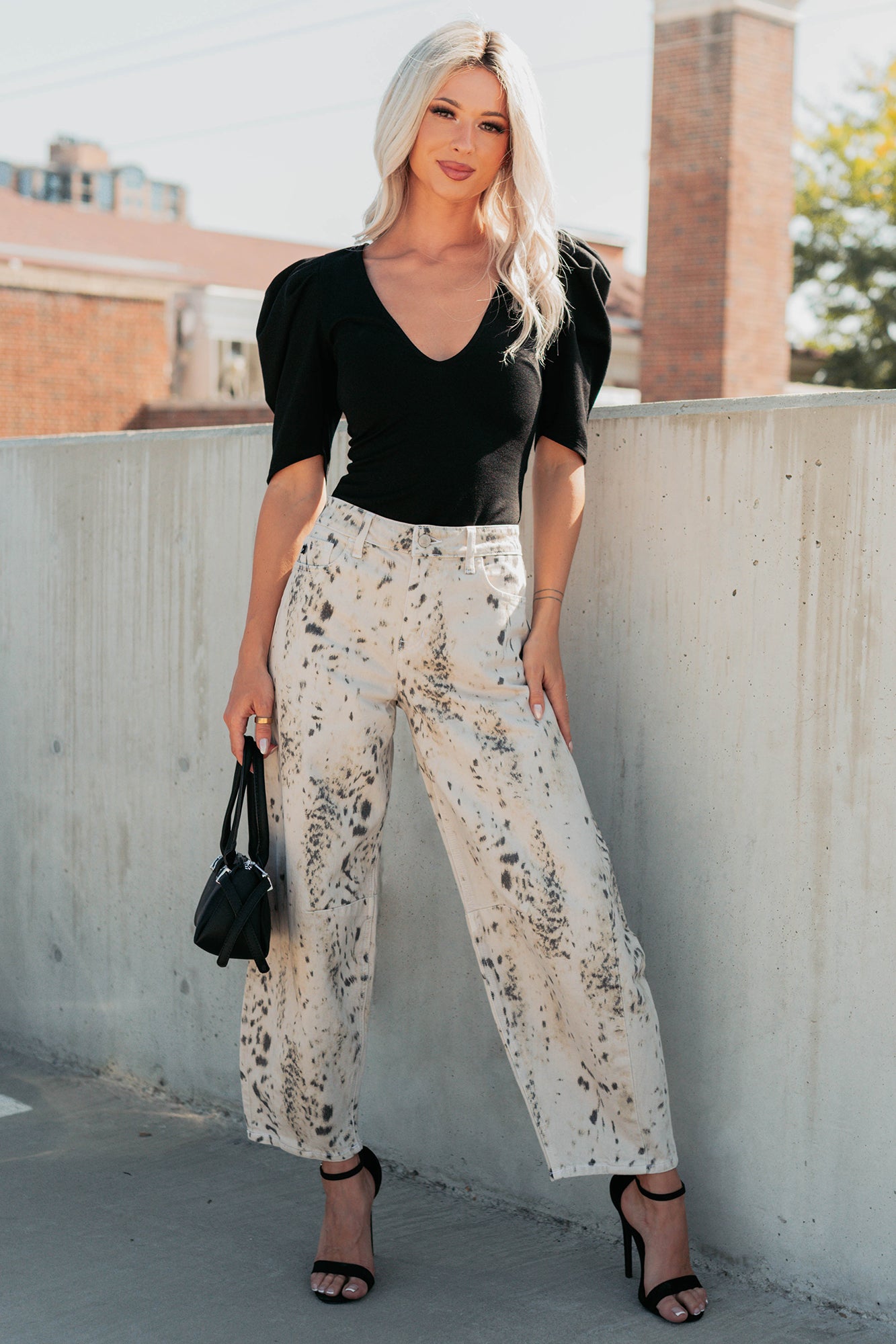 Zane High Rise Printed Barrel Kancan Jeans (Beige/Black) · NanaMacs