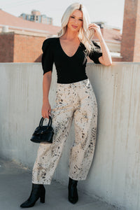 Zane High Rise Printed Barrel Kancan Jeans (Beige/Black) - NanaMacs