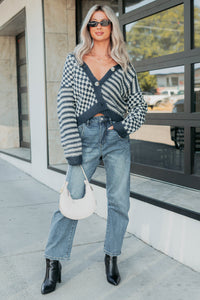 Tucked Away Checkered Stripe Knit Cardigan (Navy/Cream) - NanaMacs
