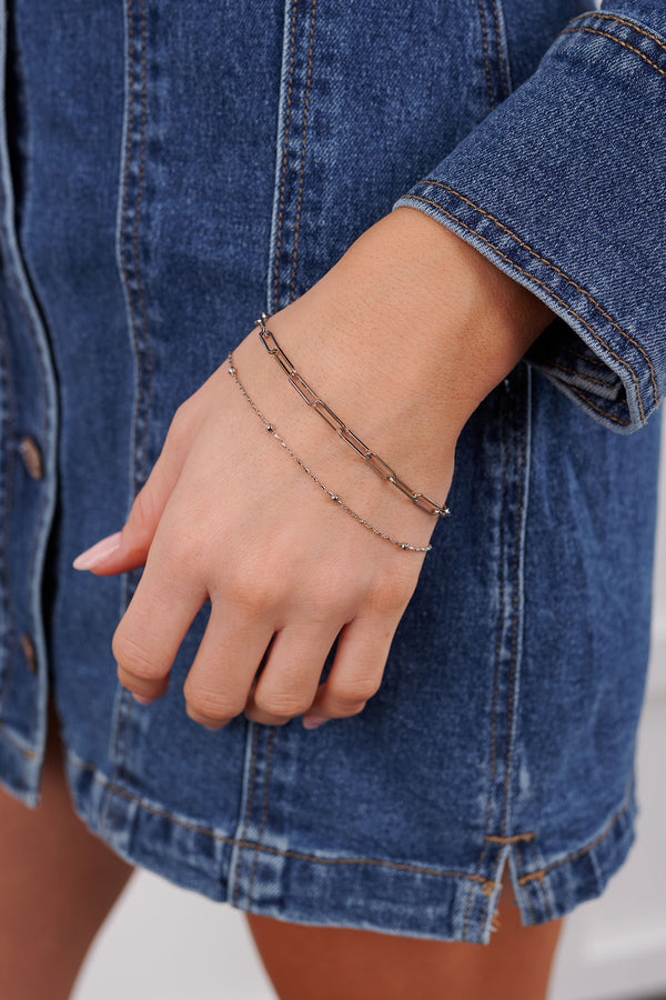 Clutch In Hand Layered Chain Bracelet (Silver) - NanaMacs