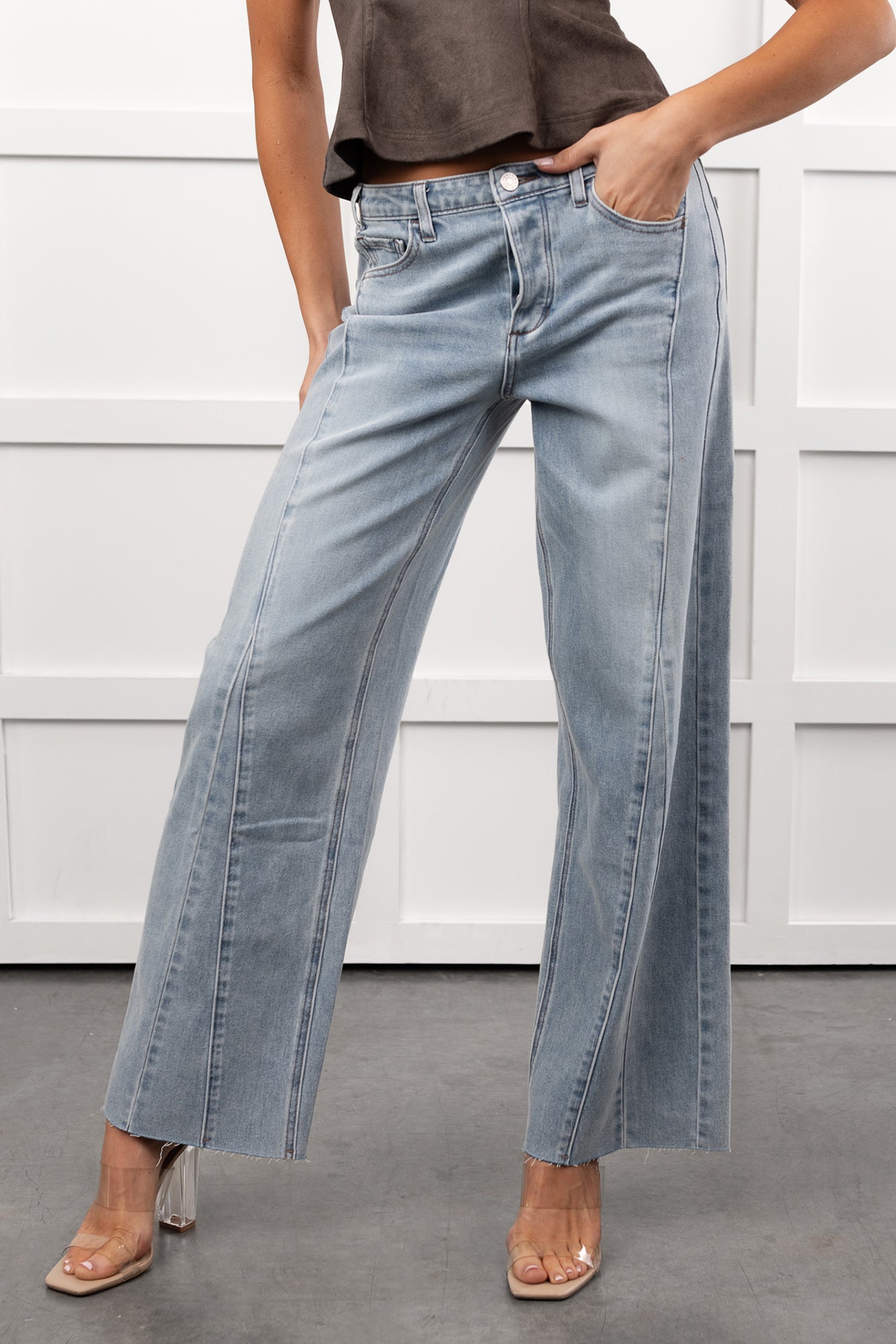 Glenn High Rise Wide Leg Jemina Denim Jeans (Light) - NanaMacs