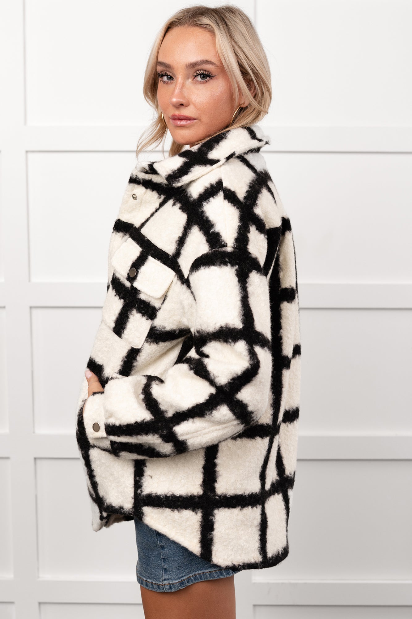 Hearth Light Grid Print Brushed Fleece Coat (Black) - NanaMacs