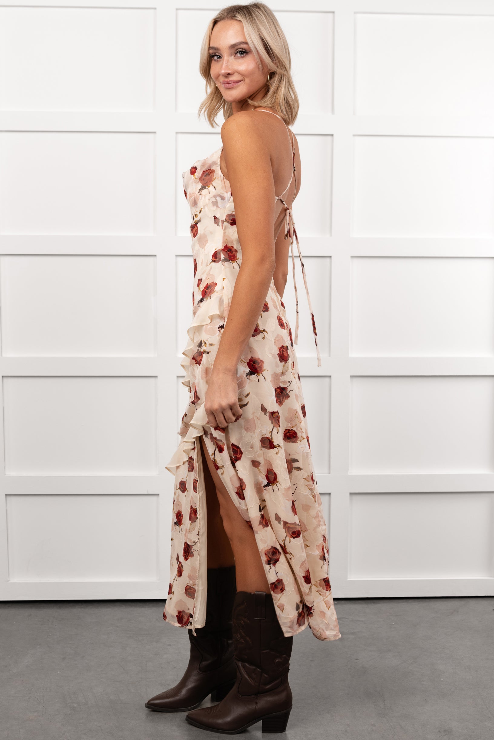 Inner Goddess Sleeveless Floral Midi Dress (Cream)