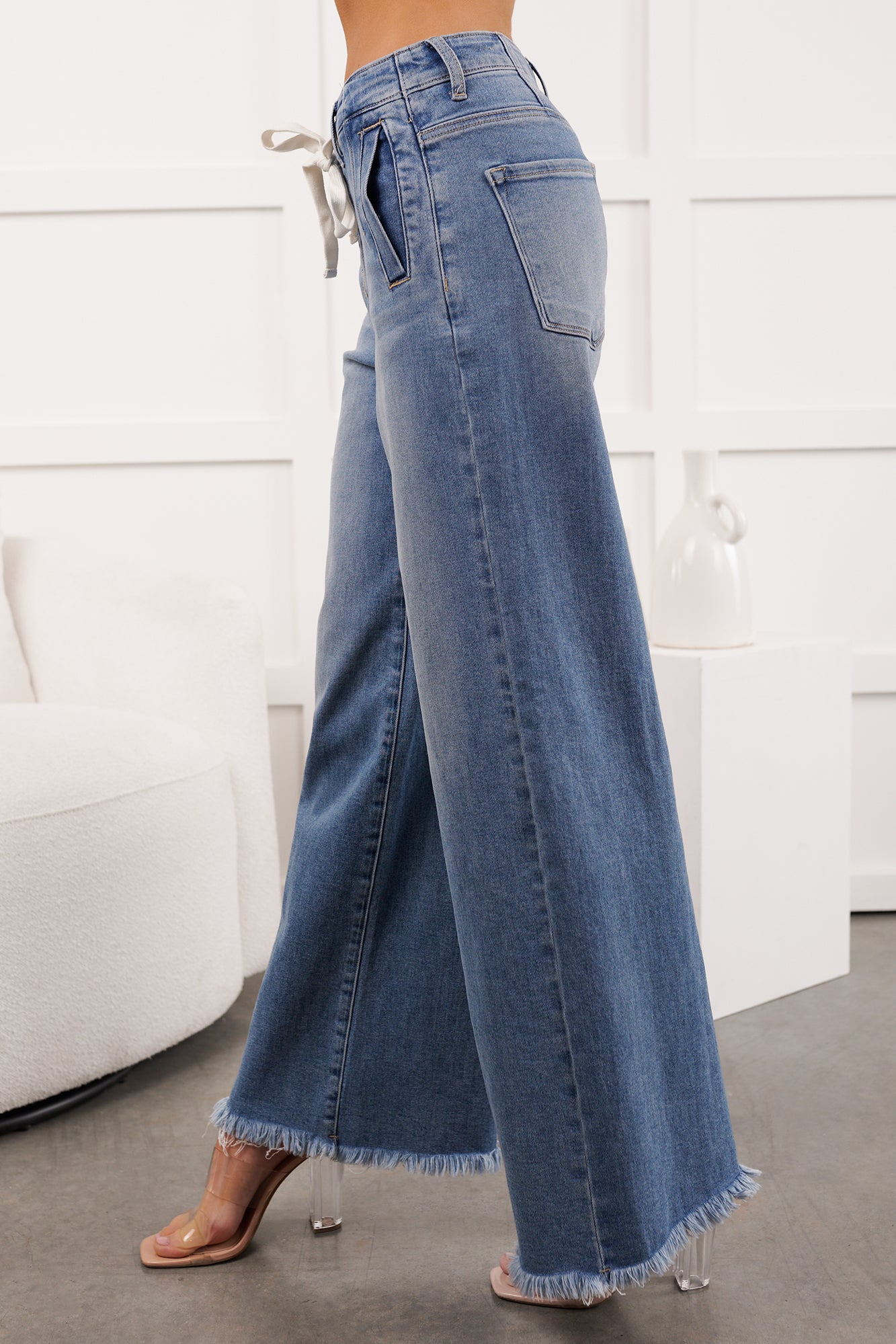 Barnes High Rise Wide Leg Risen Jeans (Light)