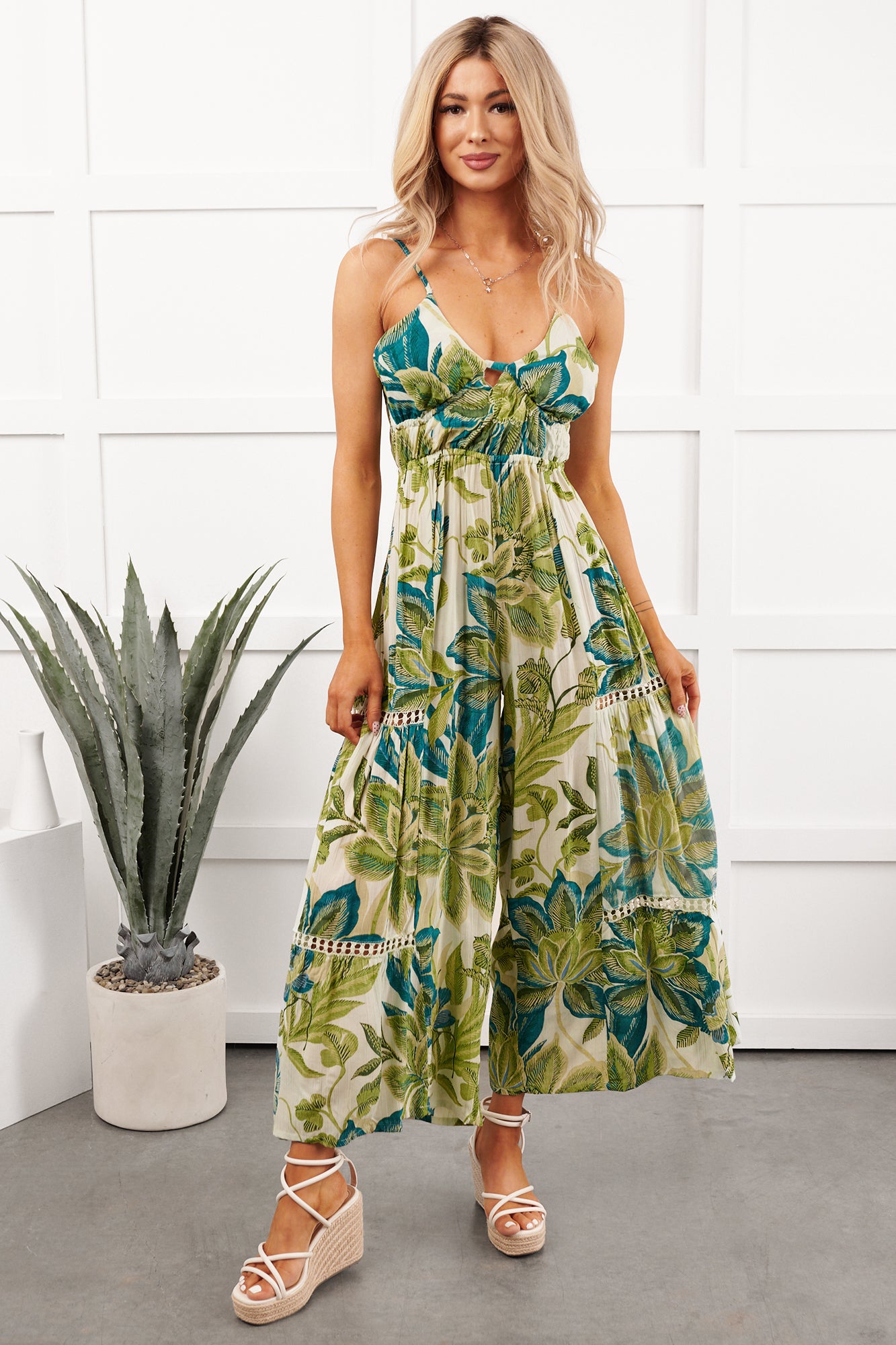 Island Flirt Open Back Floral Jumpsuit (Ivory/Green) - NanaMacs
