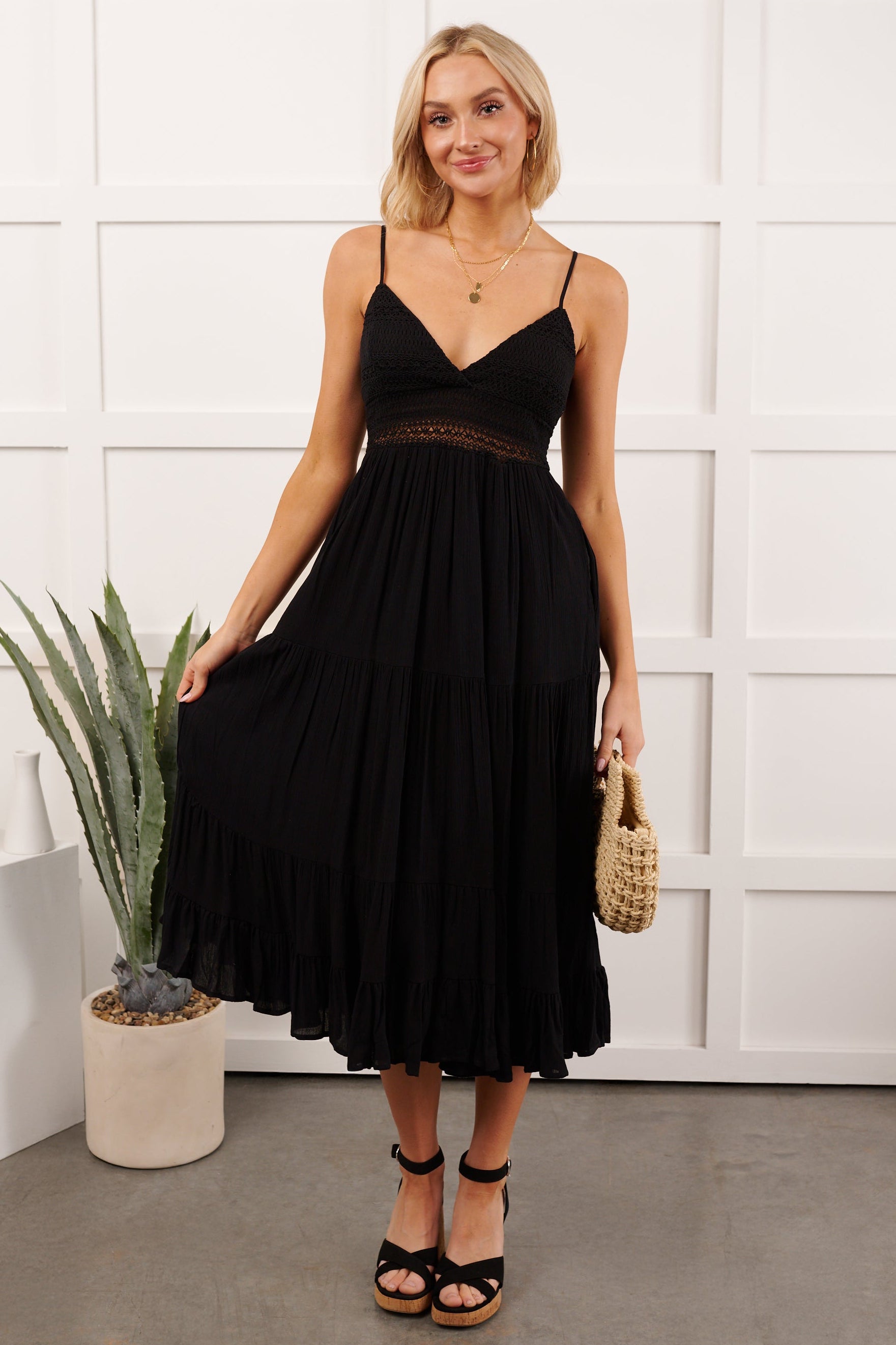 Soft Twirl Tiered Crochet Bodice Midi Dress (Black) - NanaMacs