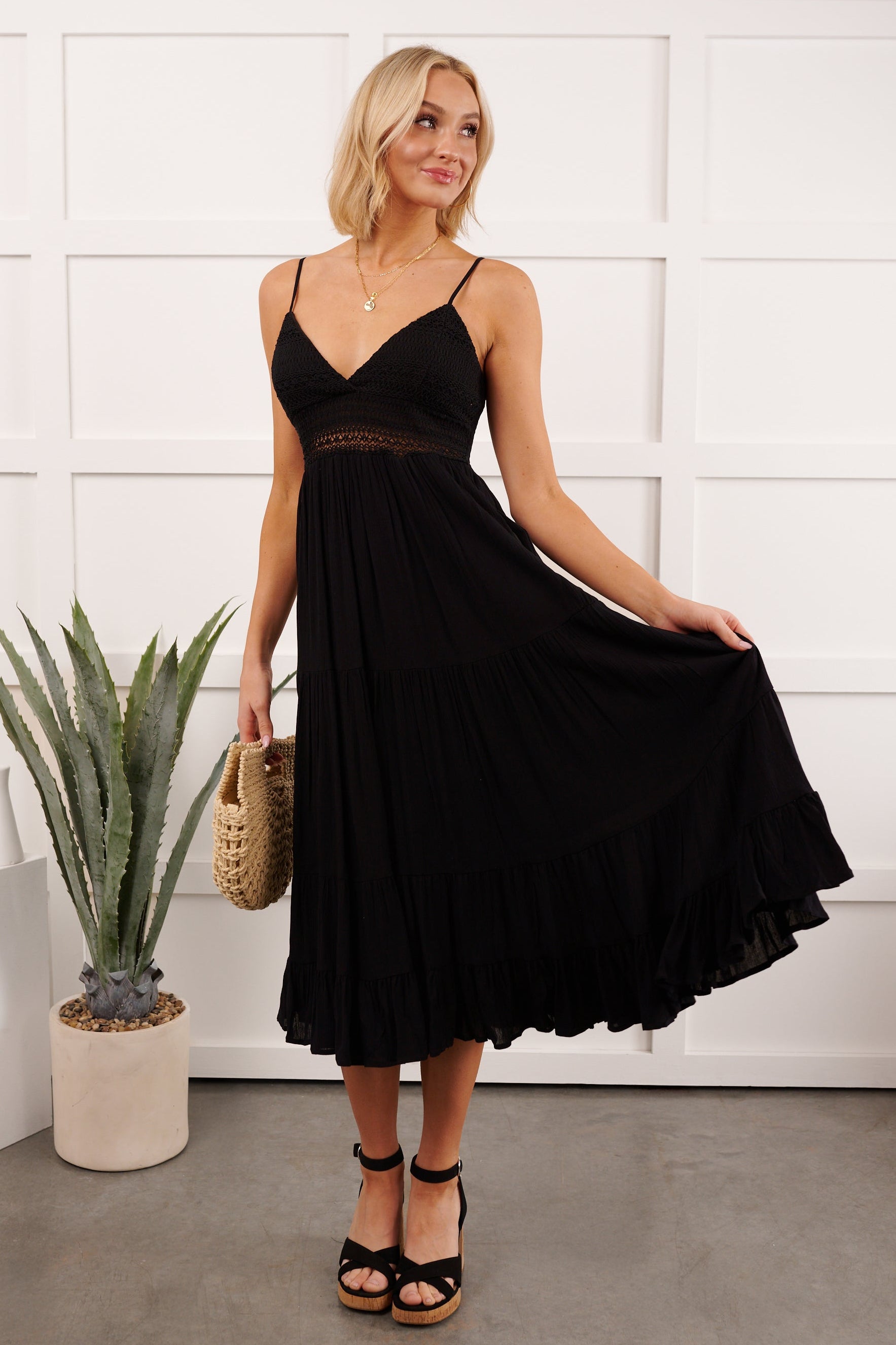 Soft Twirl Tiered Crochet Bodice Midi Dress (Black) - NanaMacs