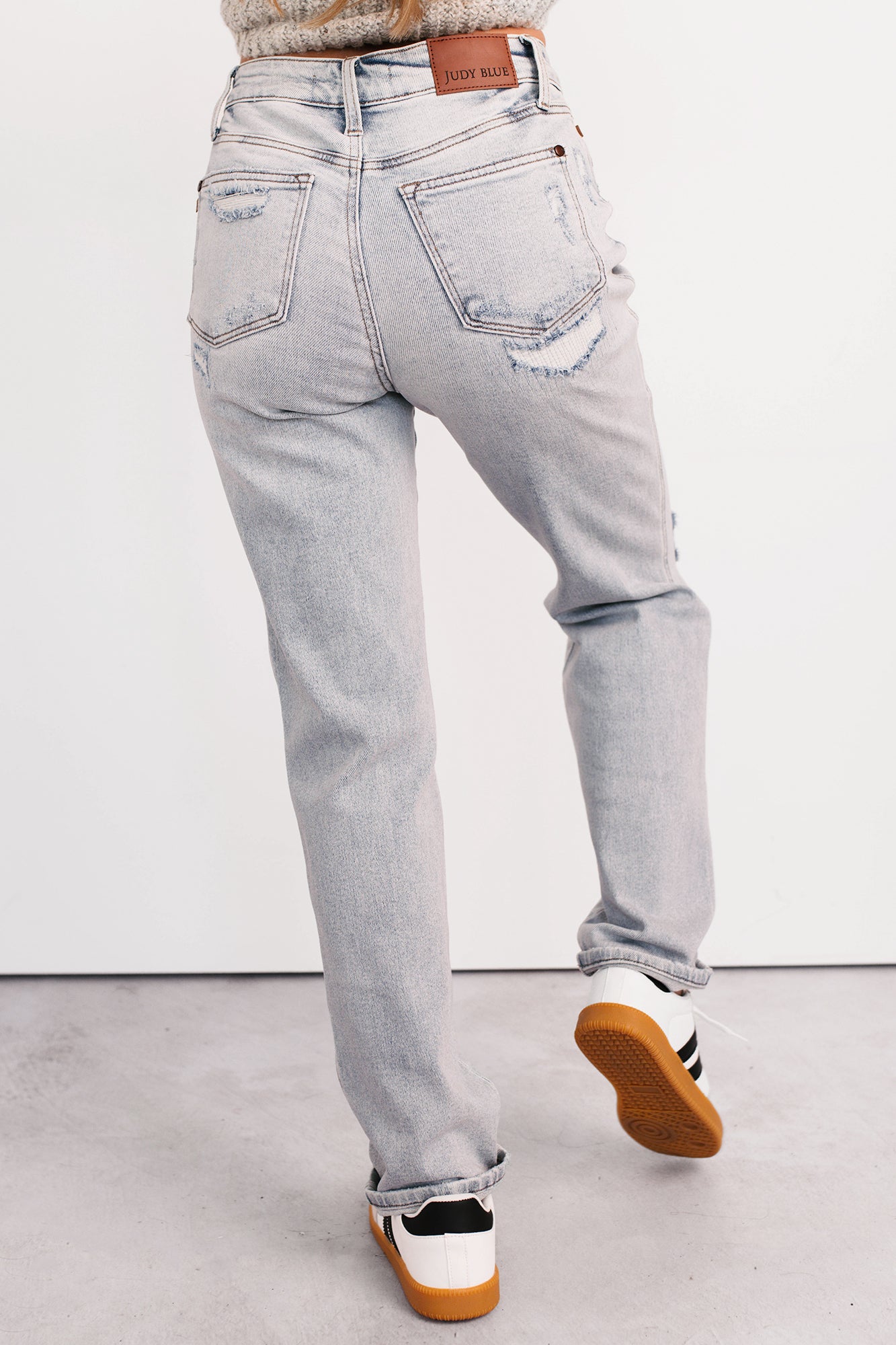 Meadow Mid Rise Judy Blue Boyfriend Jeans (Light) - NanaMacs