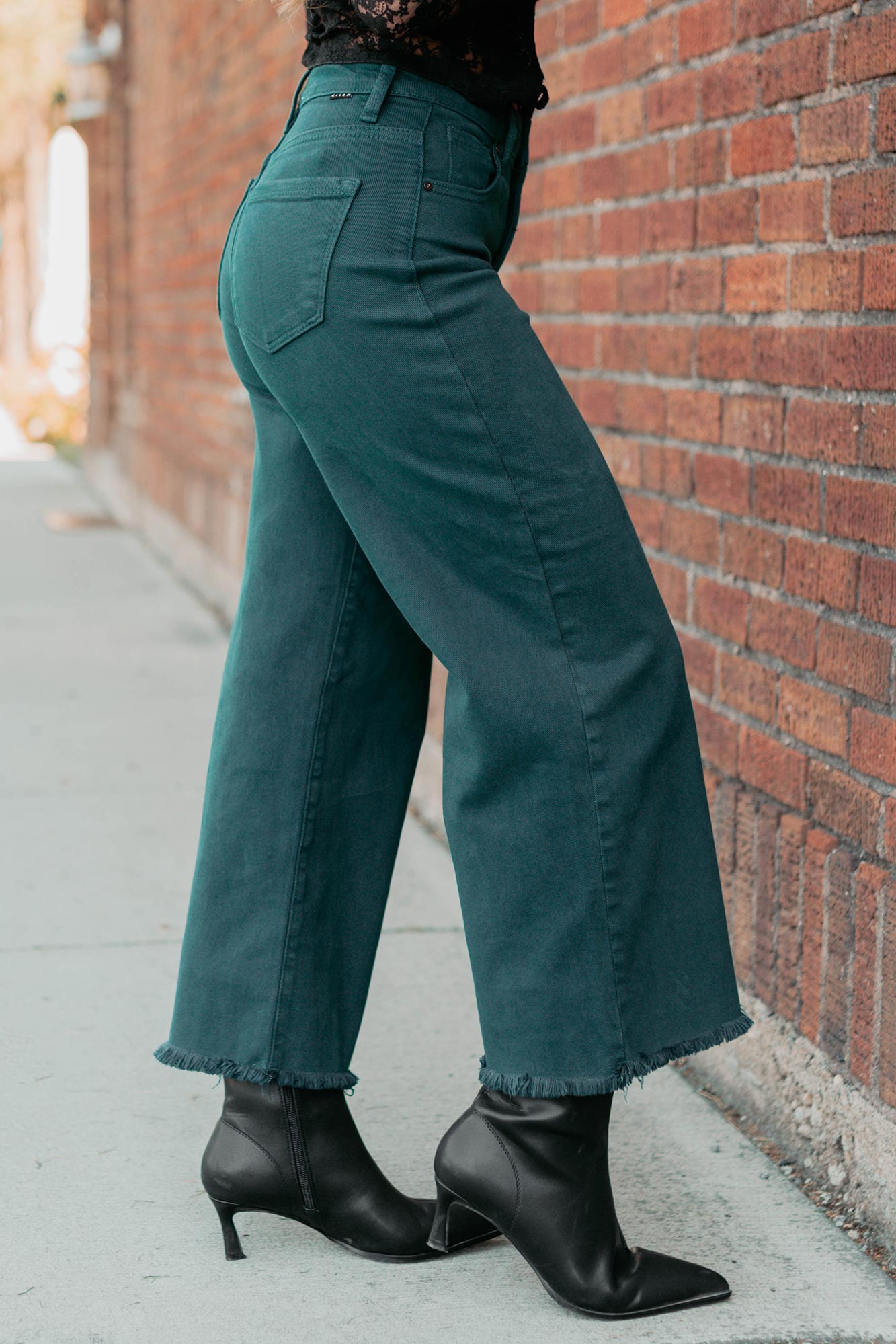 Walter High Rise Wide Crop Risen Jeans (Hunter Green) - NanaMacs