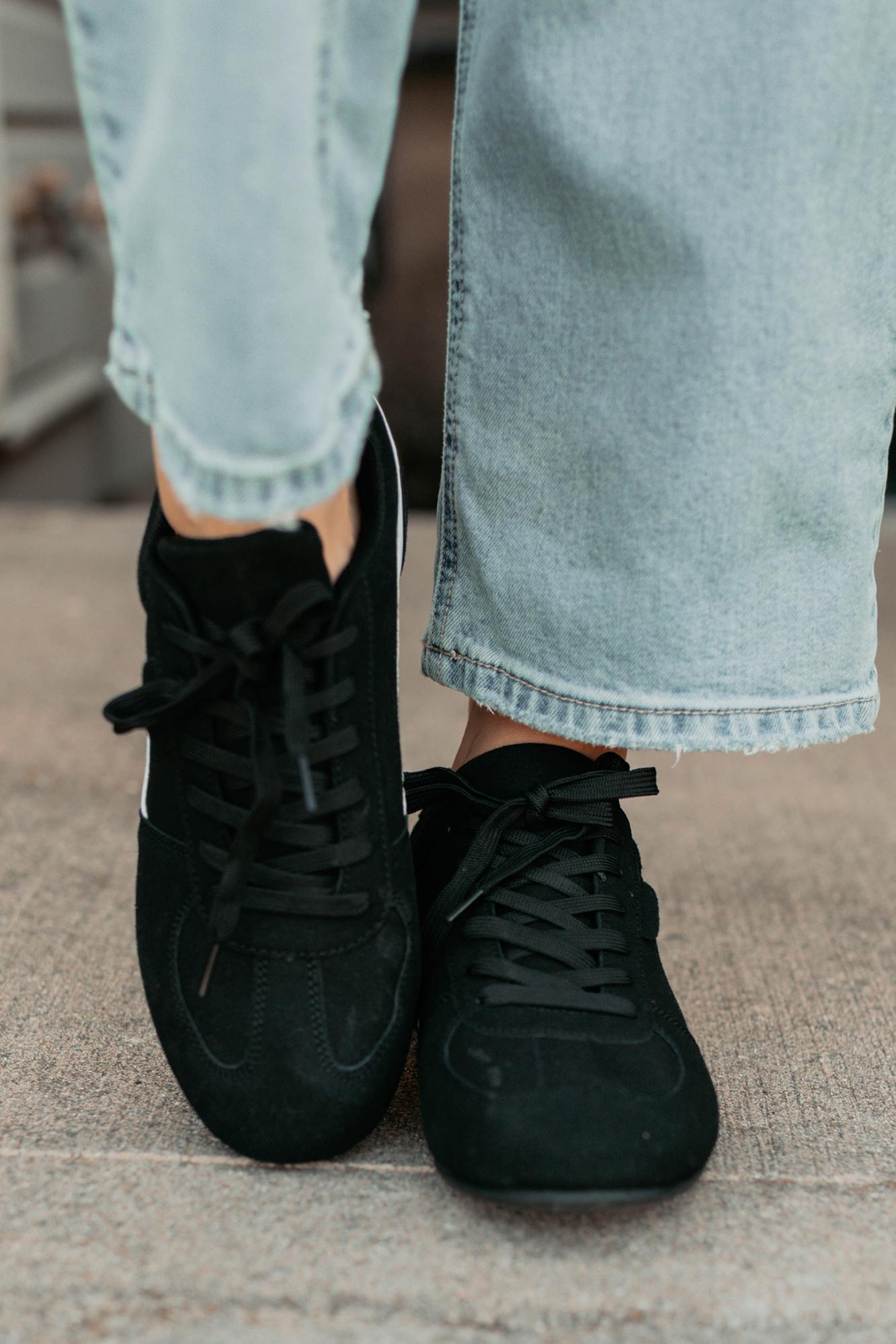 Endurance Edge Lace-Up Faux Suede Sneakers (Black) - NanaMacs