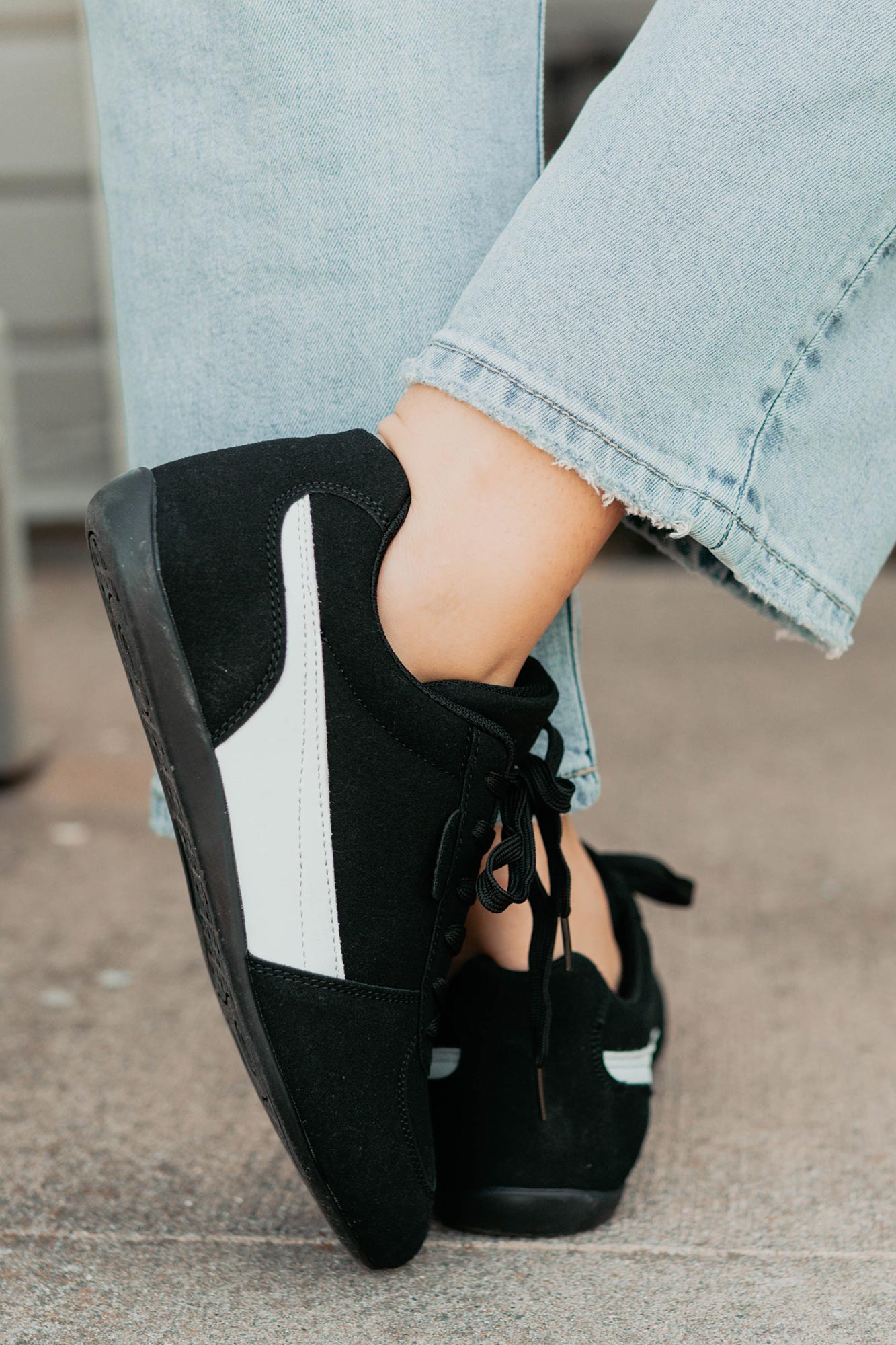 Endurance Edge Lace-Up Faux Suede Sneakers (Black) - NanaMacs